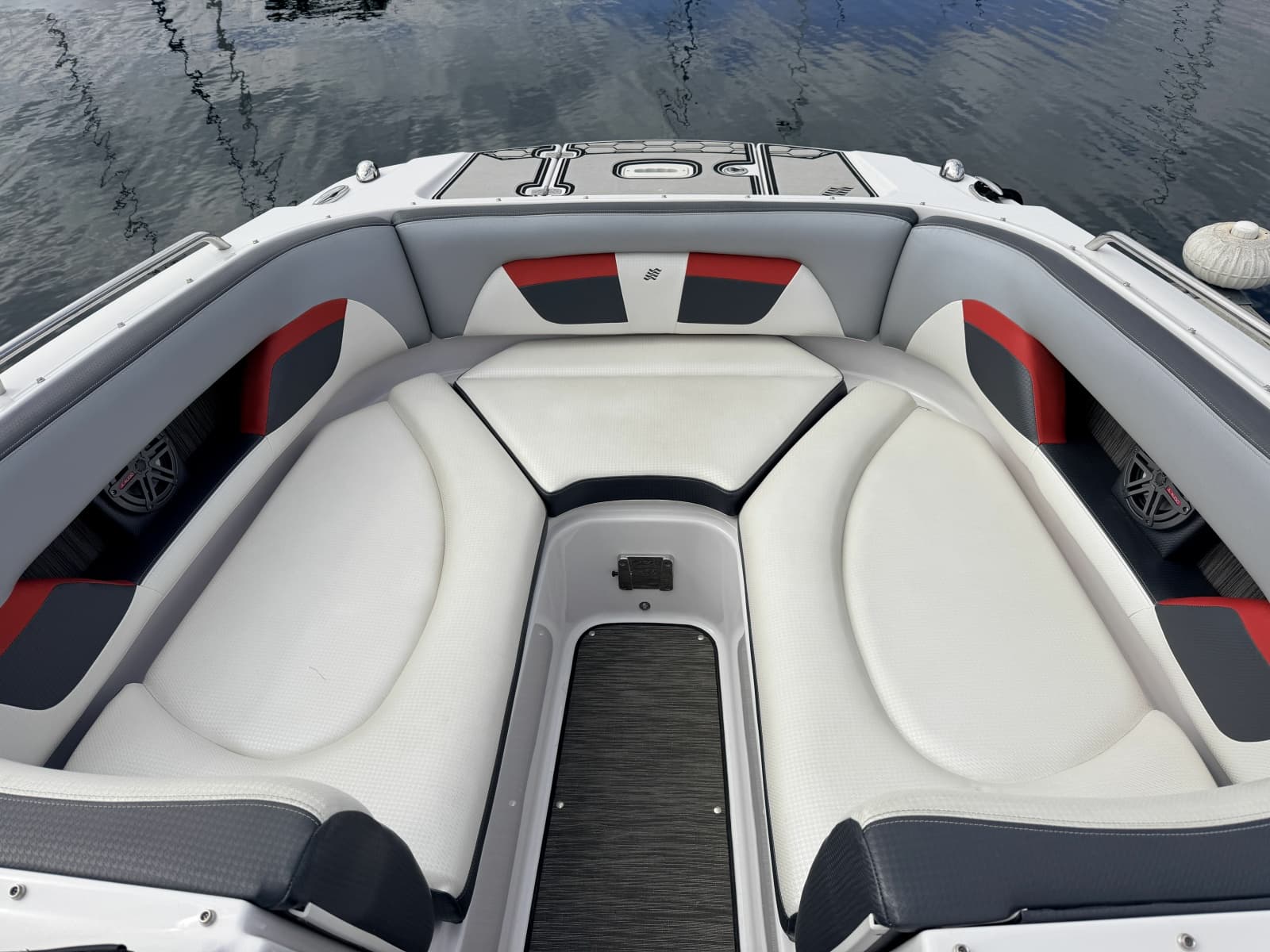 2018 Four Winns HD240 SURF RS - Photo 32