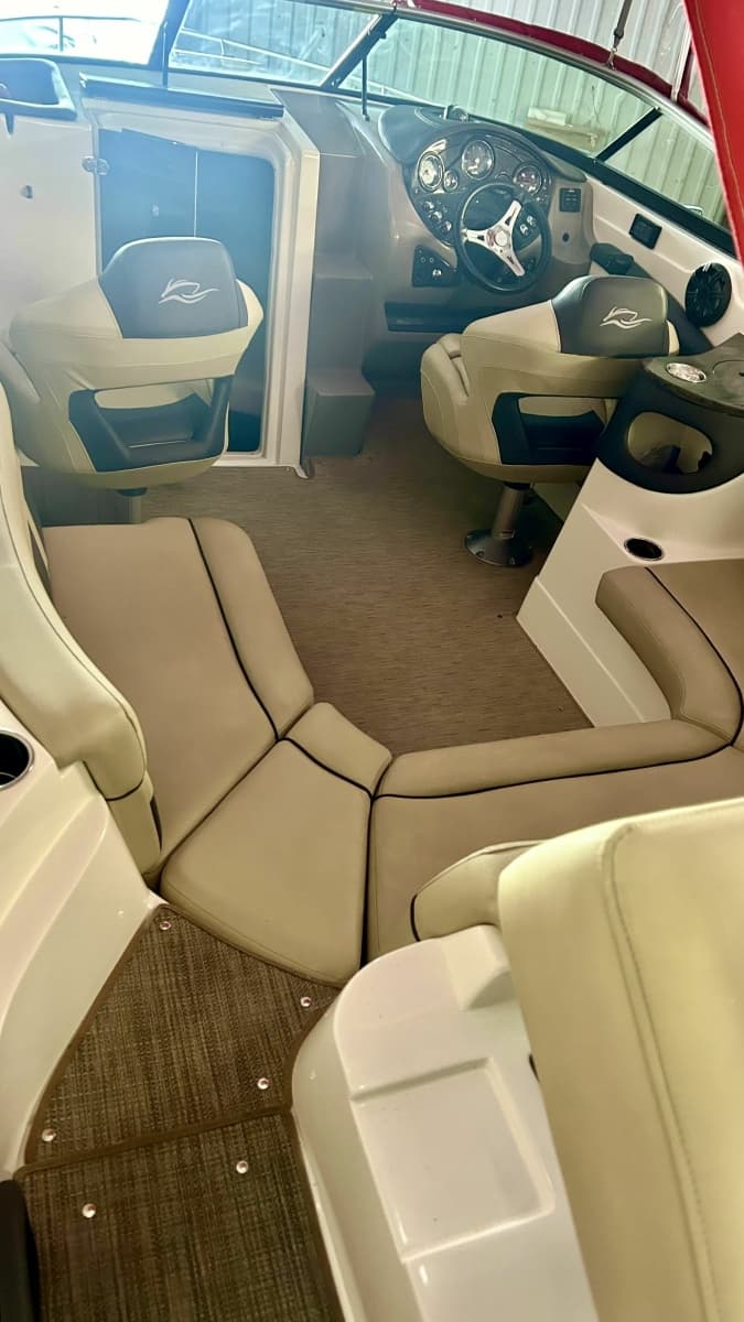 2018 Rinker 26 QX CC - Photo 5