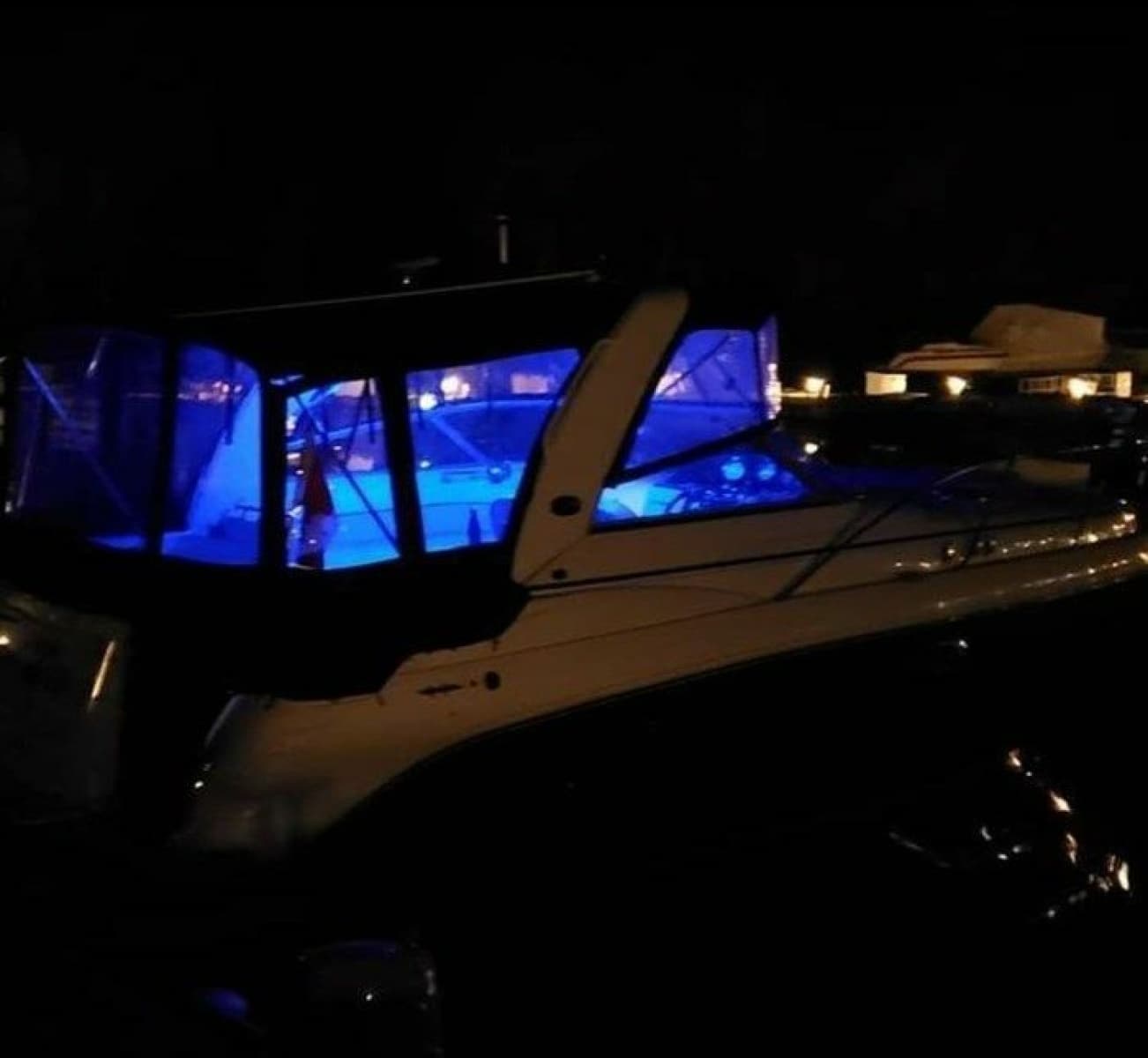 2008 Rinker 320 - Photo 5