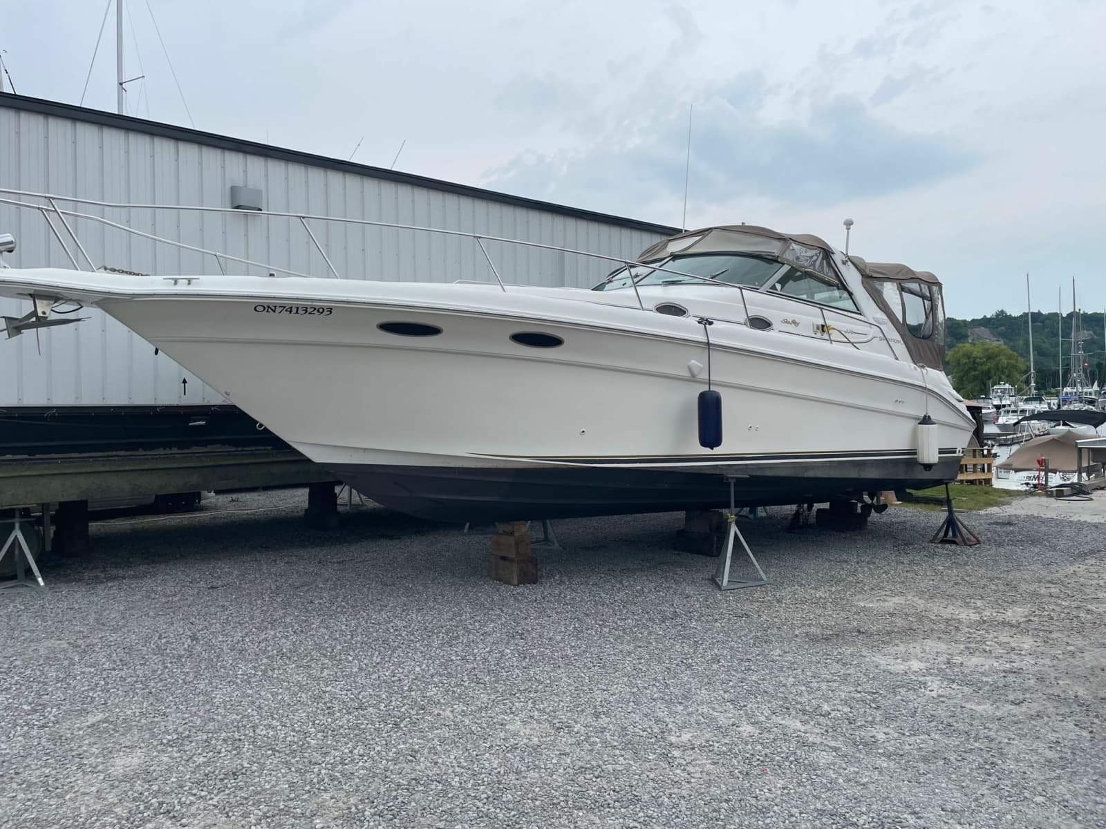 1997 Sea Ray 330 Sundancer - Photo 1