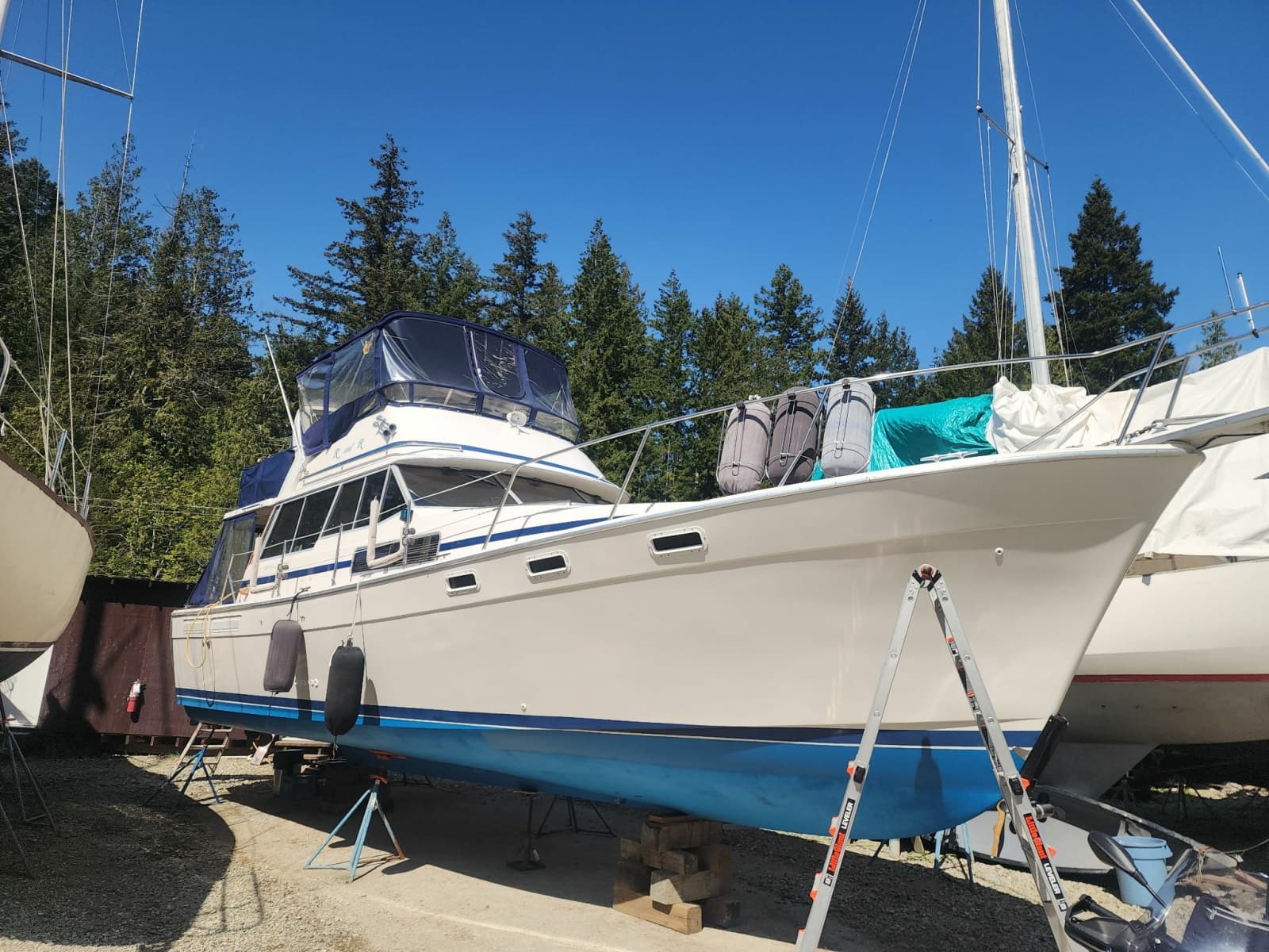 1985 Bayliner 3870 Motoryacht - Photo 62