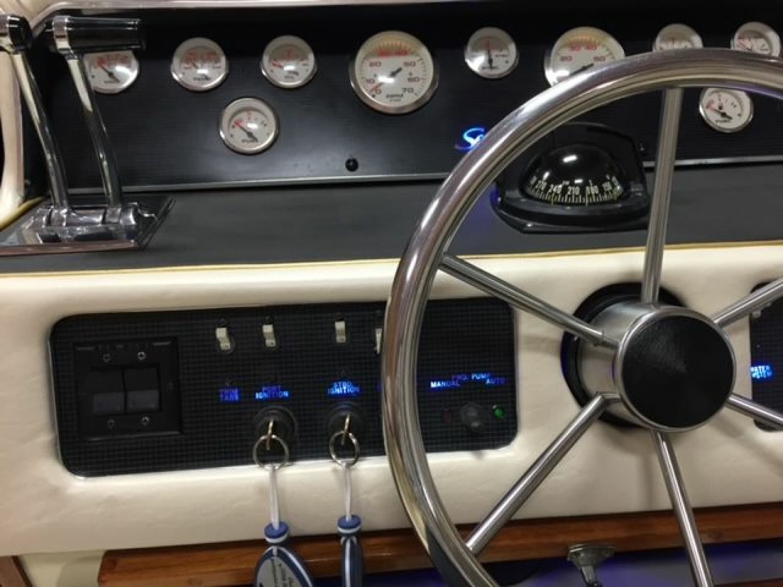 1986 Sea Ray 300 Weekender - Photo 23