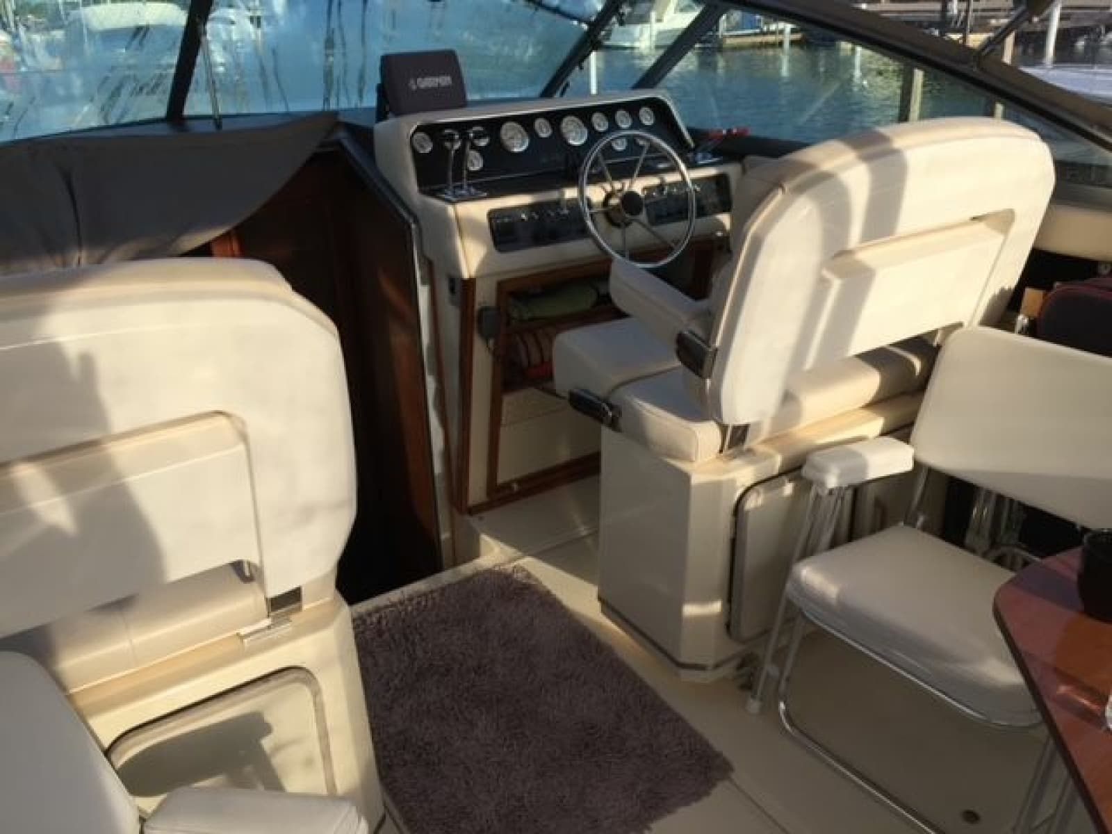 1986 Sea Ray 300 Weekender - Photo 18