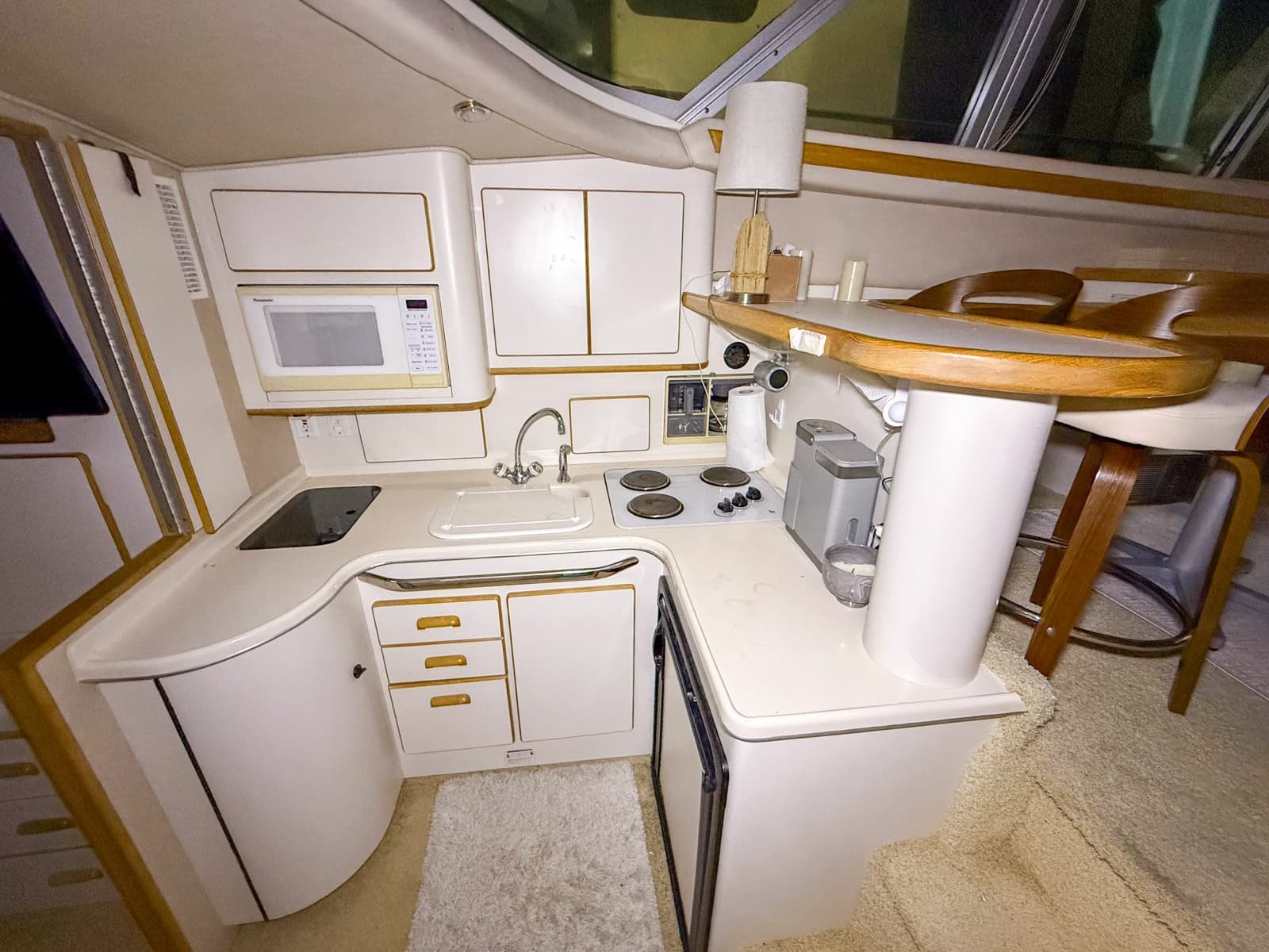1995 Sea Ray 370 Sedan Bridge - Photo 14