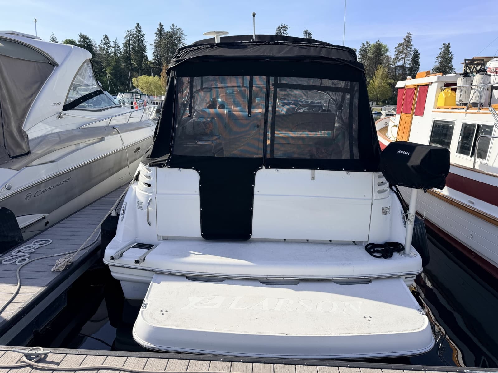 2000 Larson Cabrio 330 - Photo 4