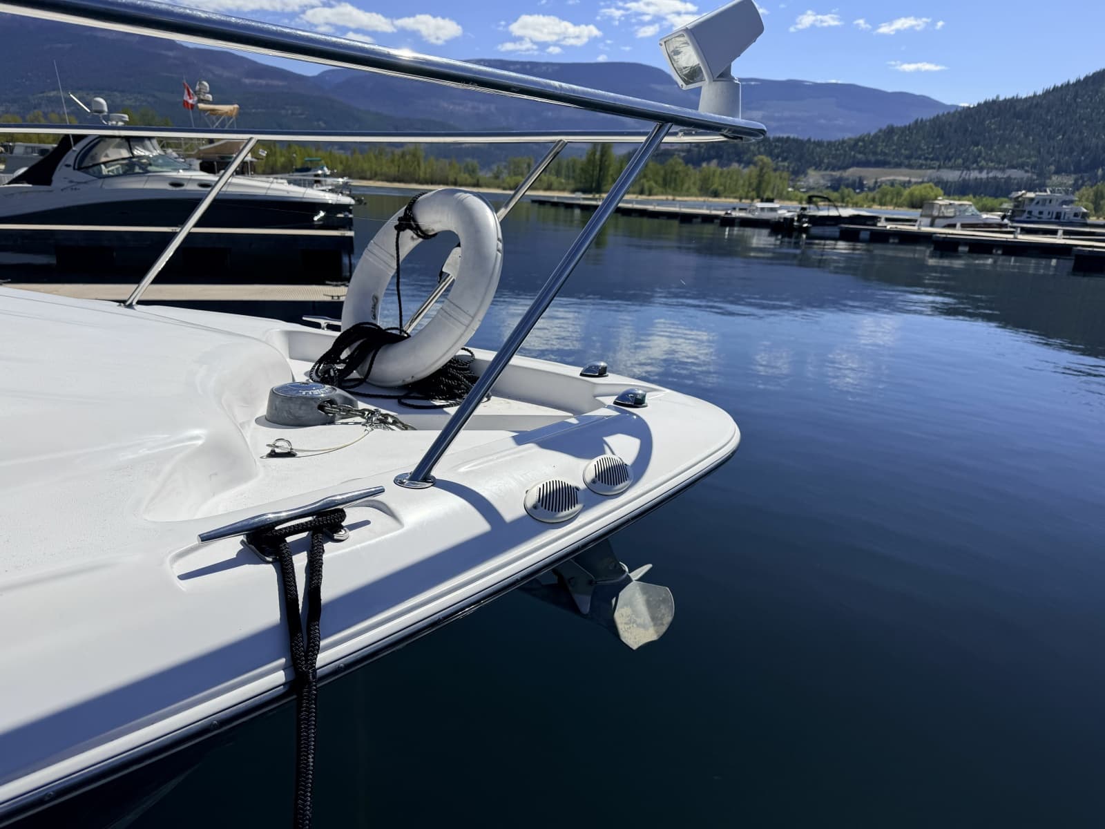 2006 Larson Cabrio 370 - Photo 12
