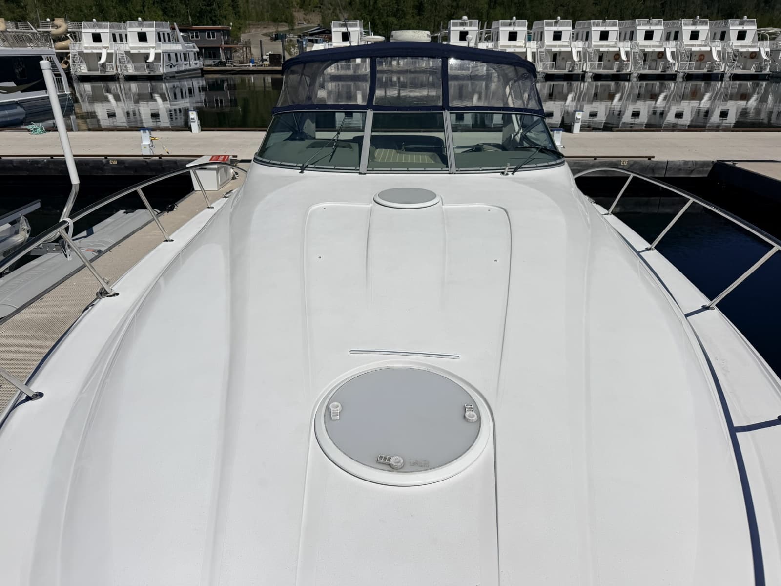 2006 Larson Cabrio 370 - Photo 16