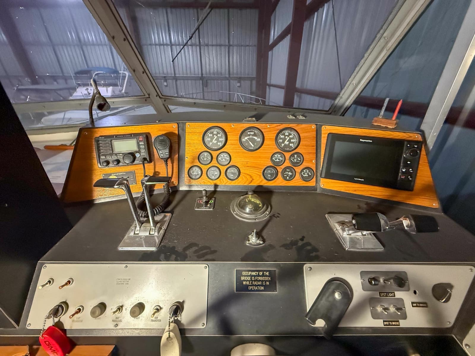 1977 Pacemaker FB Motor Yacht - Photo 11