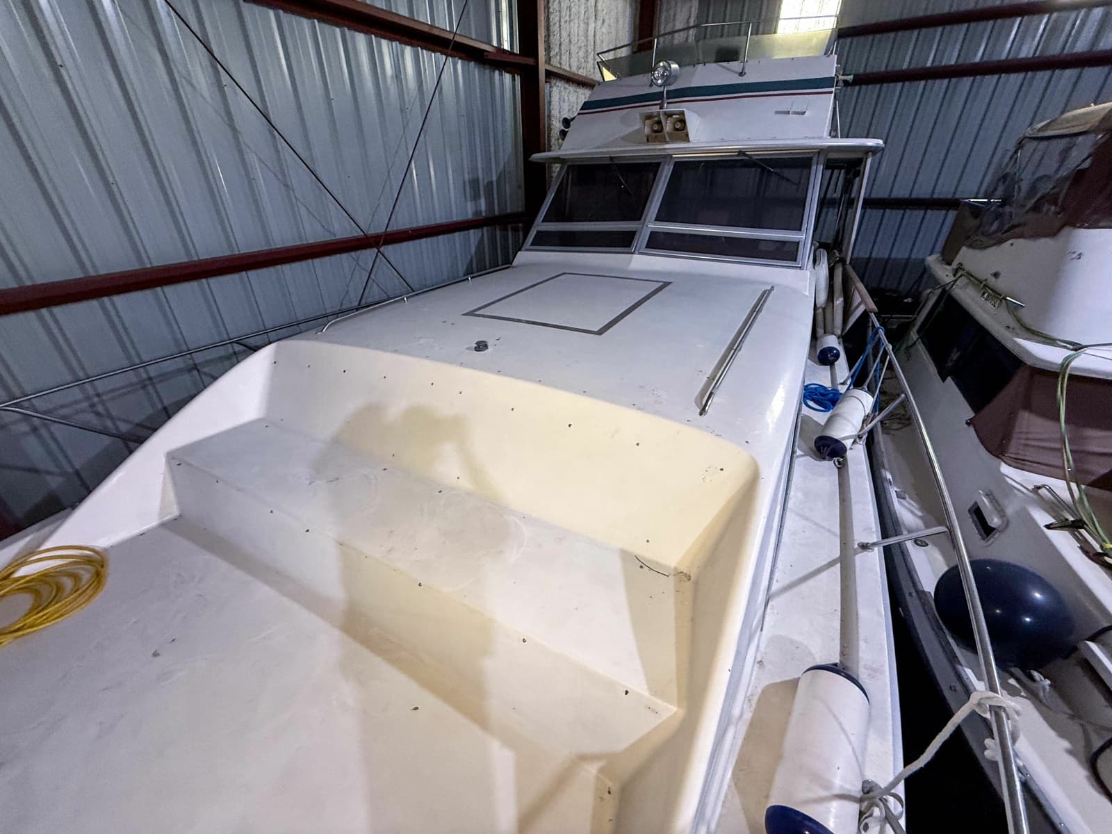 1977 Pacemaker FB Motor Yacht - Photo 19