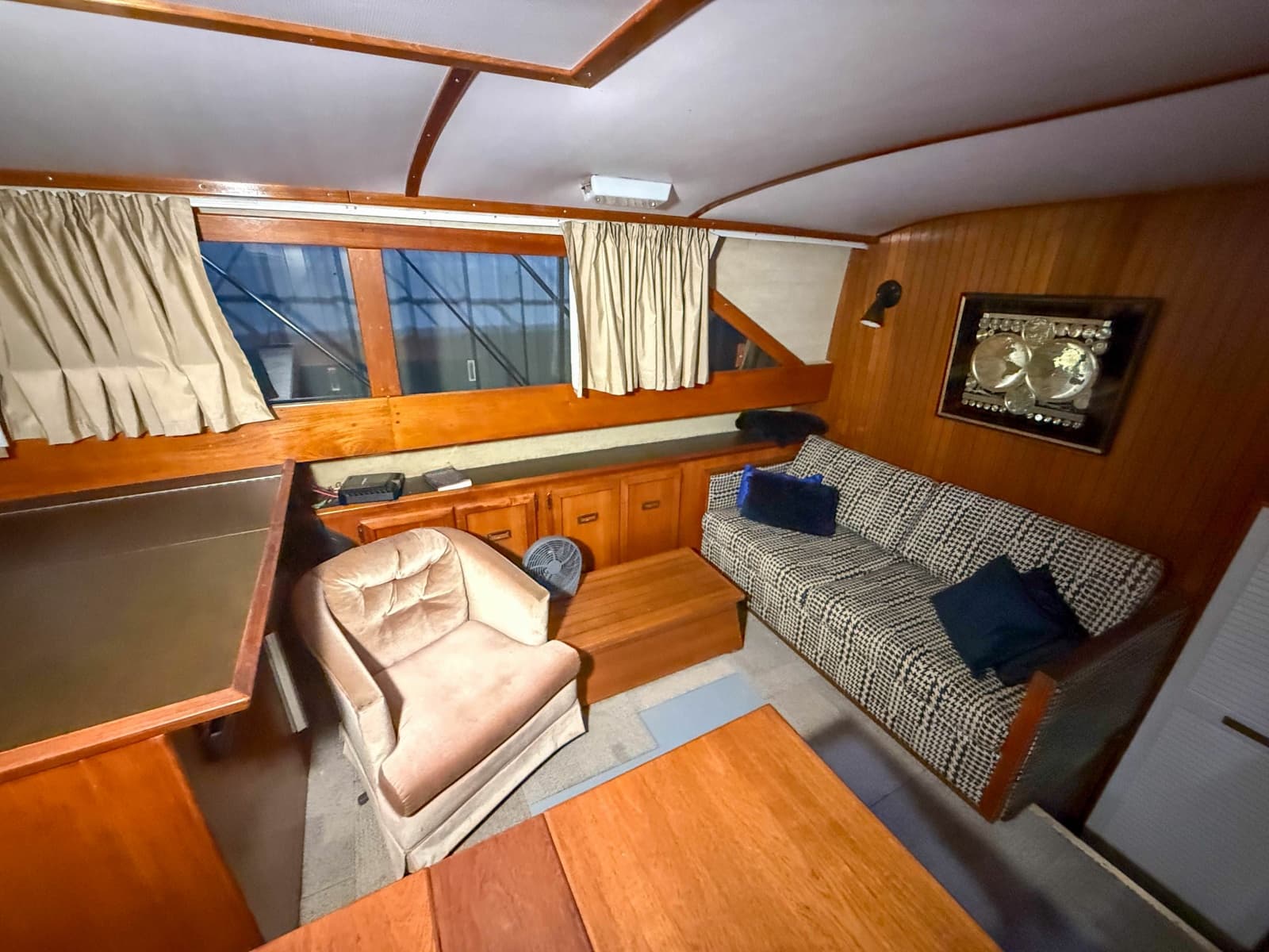 1977 Pacemaker FB Motor Yacht - Photo 26