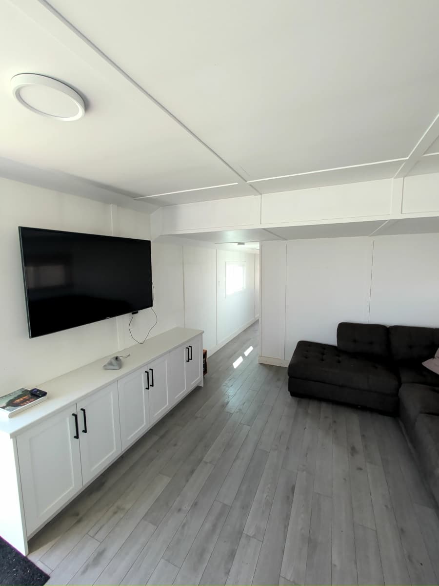 1979 Houseboat Custom Houseboat Liveaboard - Photo 6