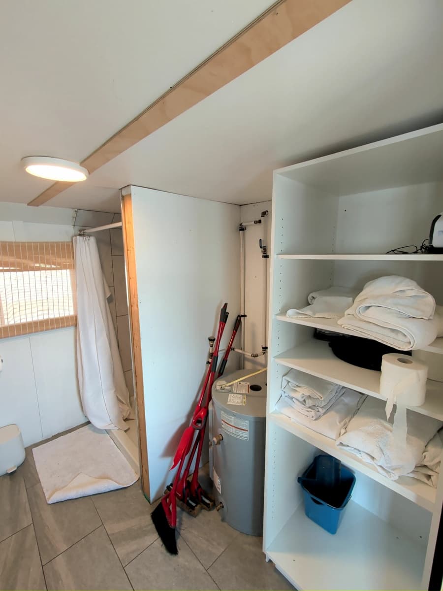 1979 Houseboat Custom Houseboat Liveaboard - Photo 12