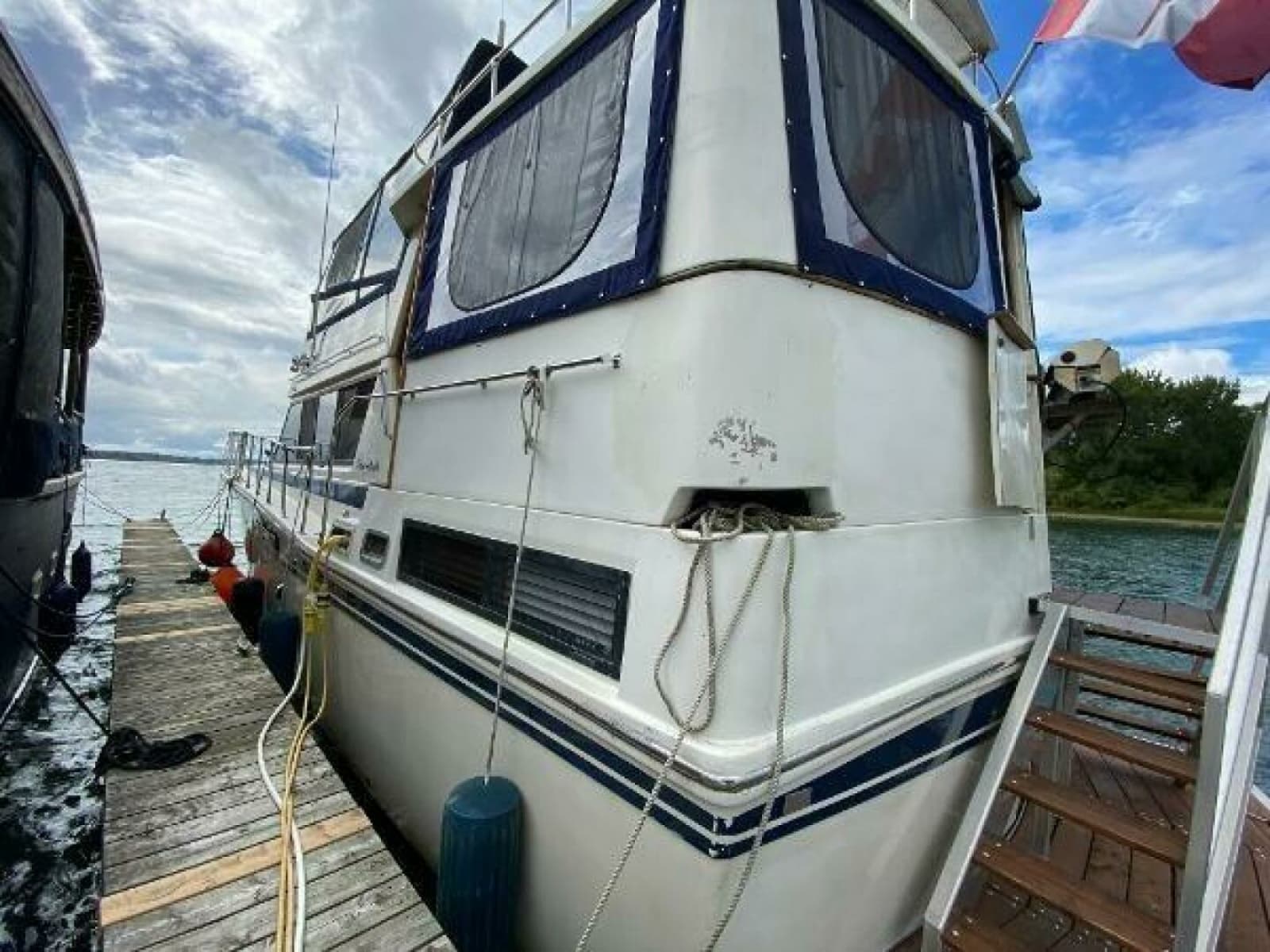1984 Burns Craft 48 MY - Photo 19
