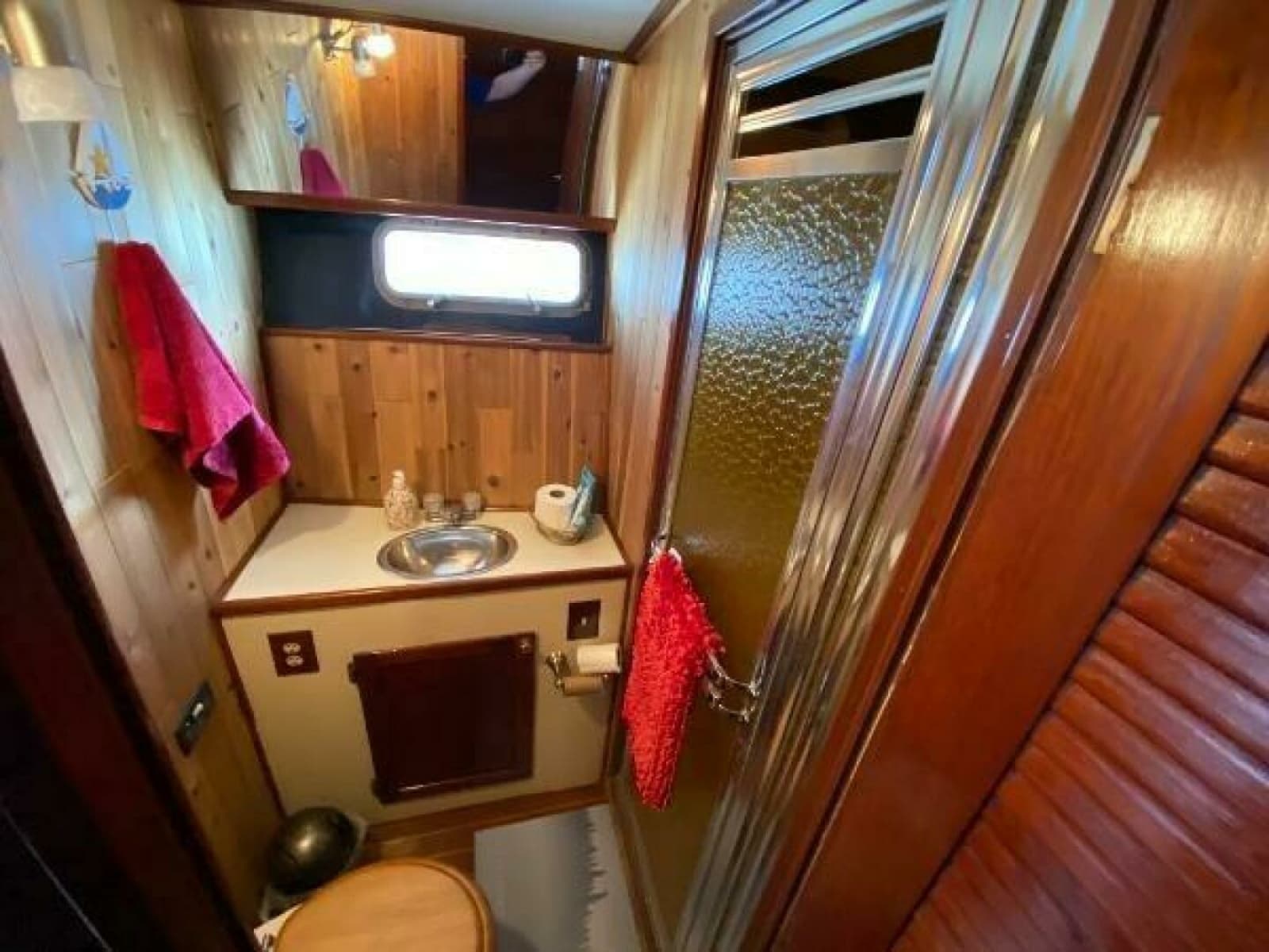 1984 Burns Craft 48 MY - Photo 60