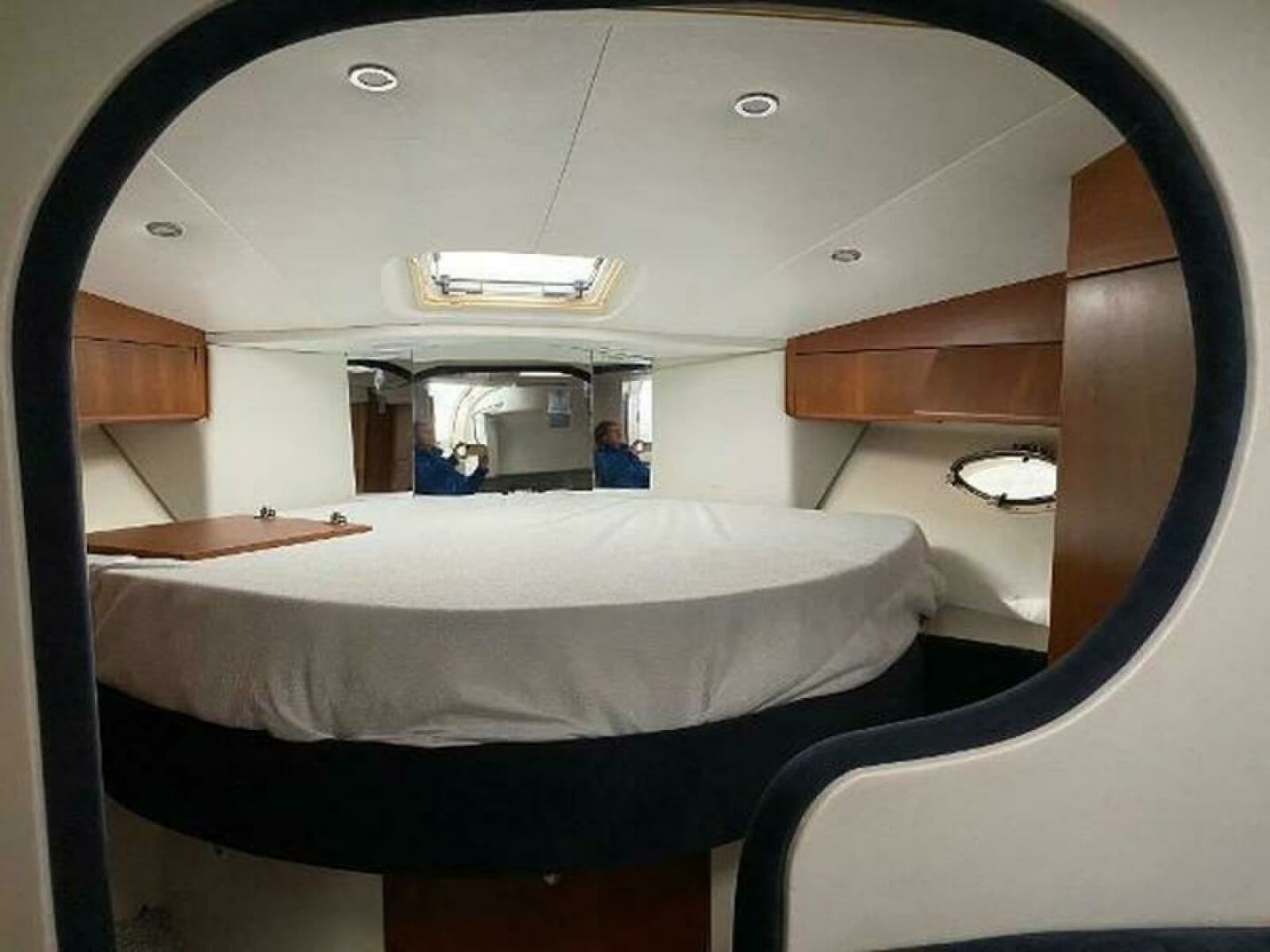 1996 Silverton 361 Express - Photo 12
