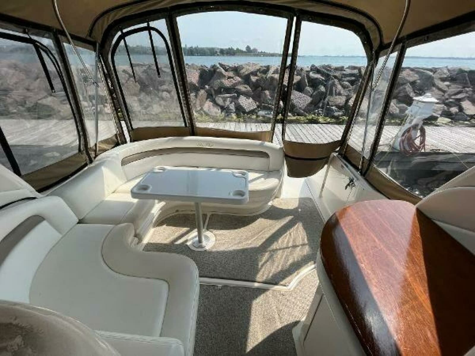 2003 Sea Ray 340 Sundancer - Photo 12