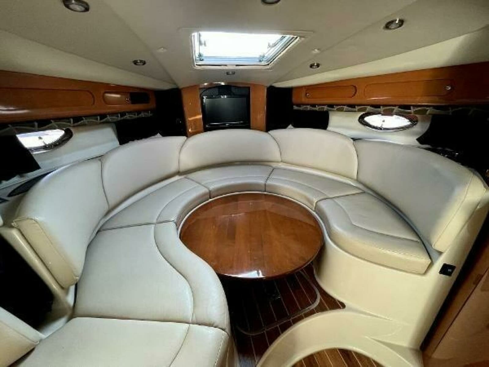 2008 Chaparral 330 Signature - Photo 25