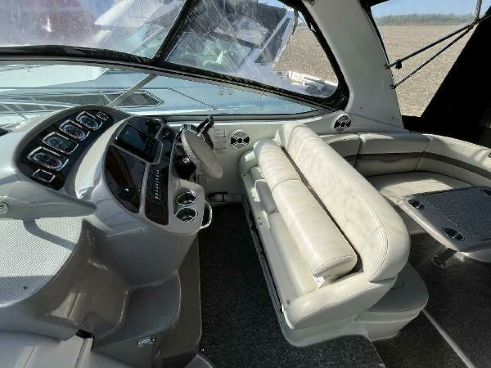 2008 Chaparral 330 Signature - Photo 19