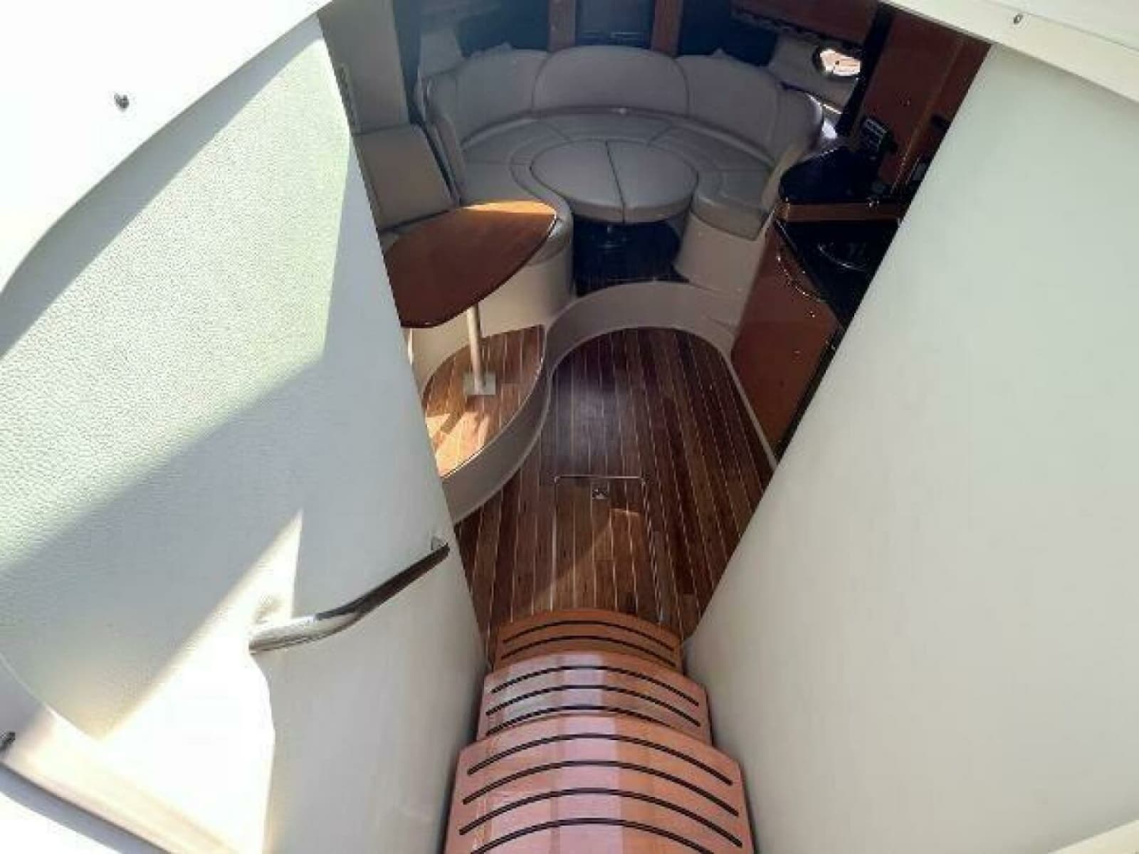 2008 Chaparral 330 Signature - Photo 23
