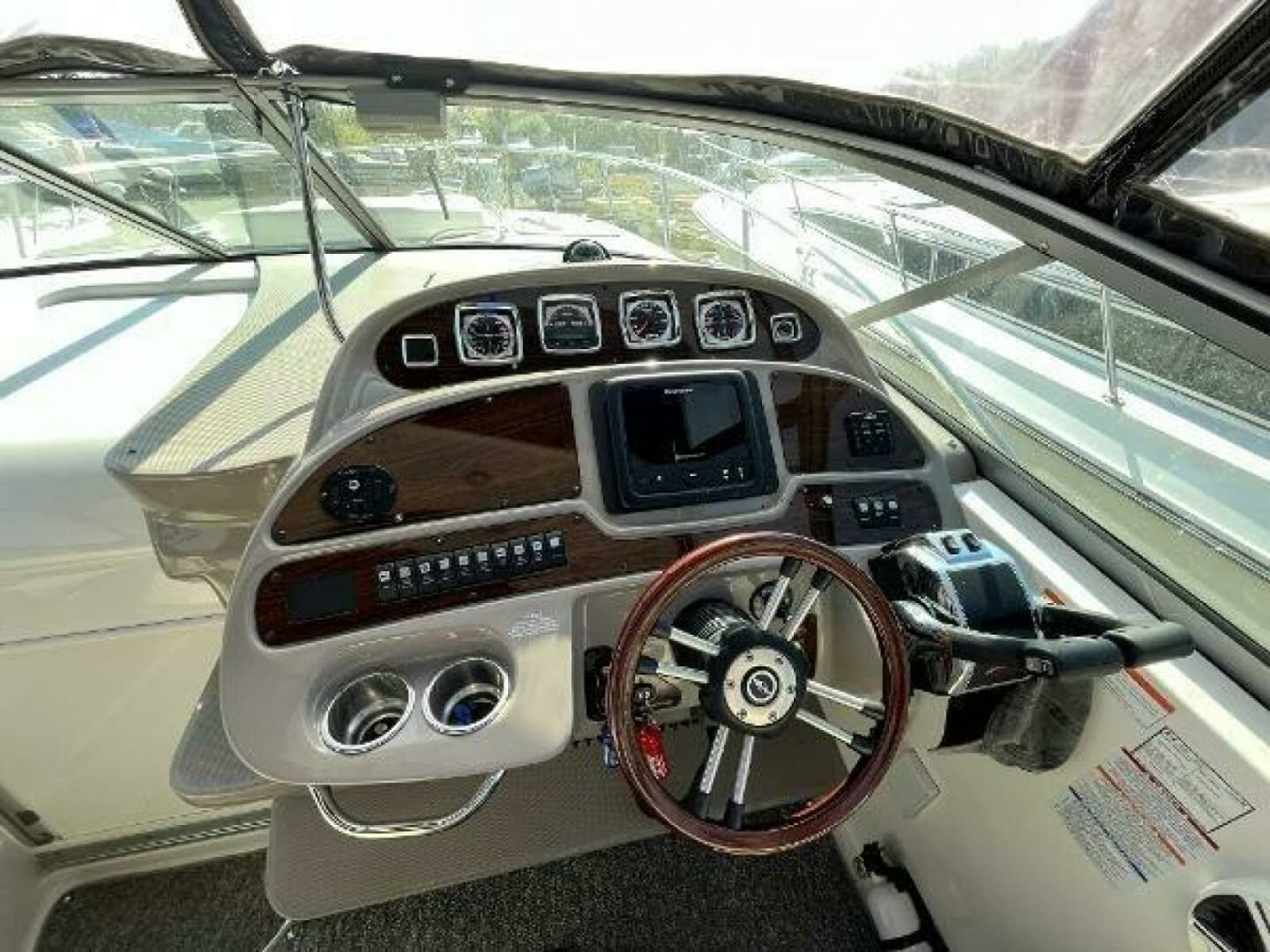 2008 Chaparral 330 Signature - Photo 20