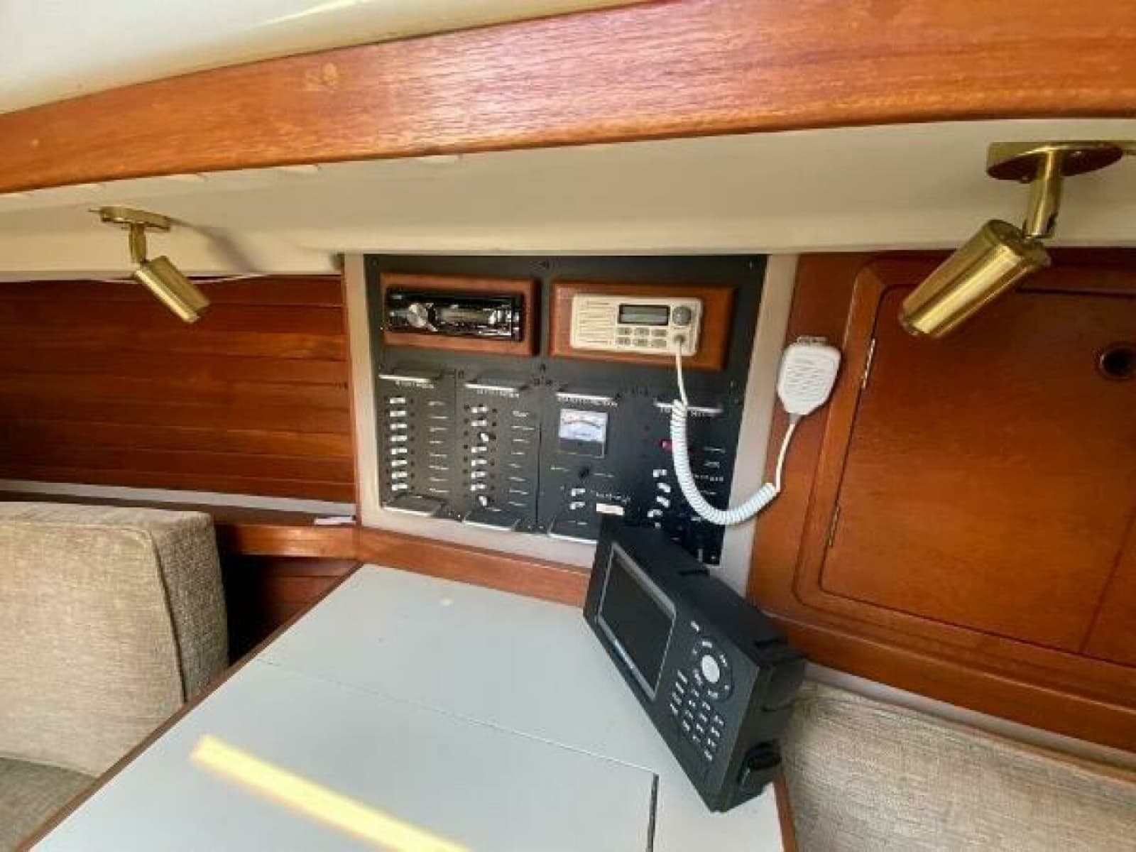 1986 C&C 33 - Photo 20