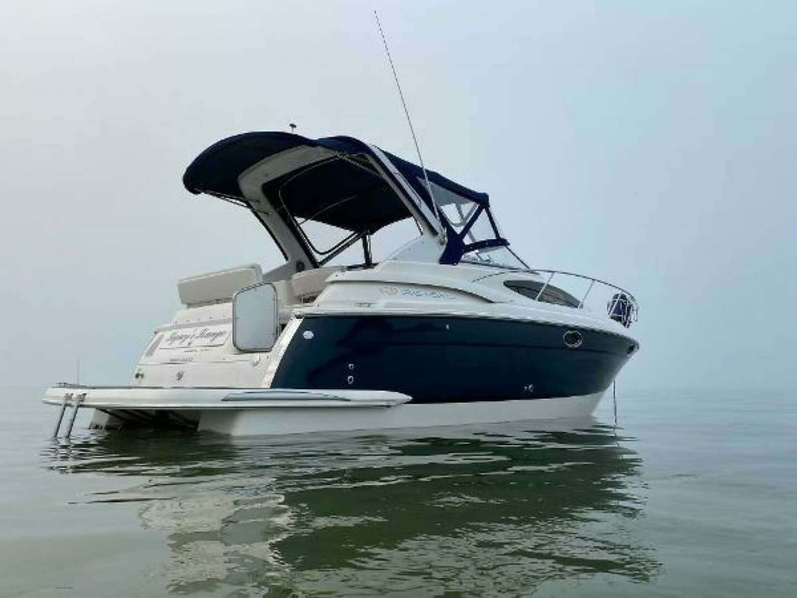 2005 Regal 3060 Window Express - Photo 4