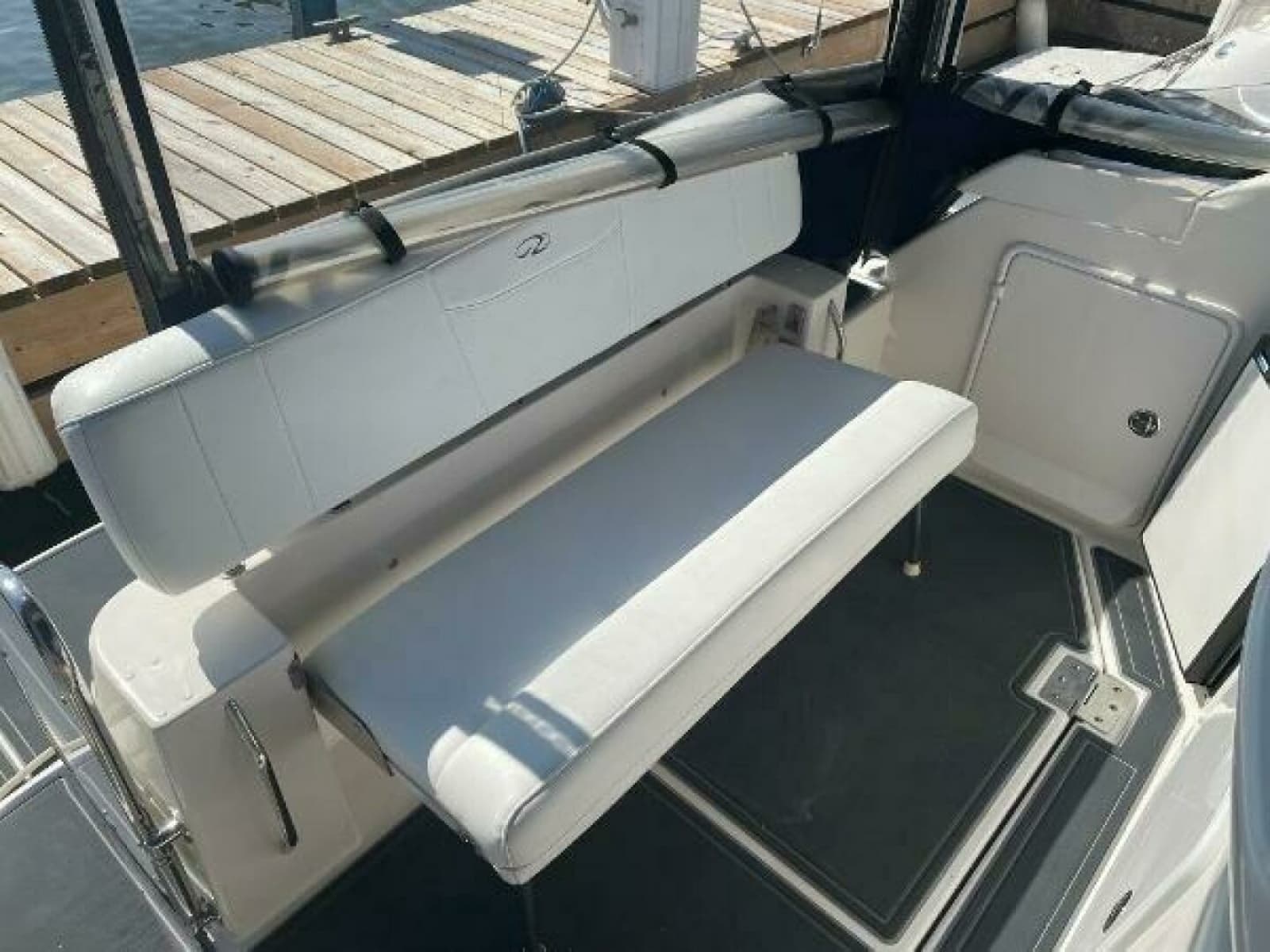 2005 Regal 3060 Window Express - Photo 15