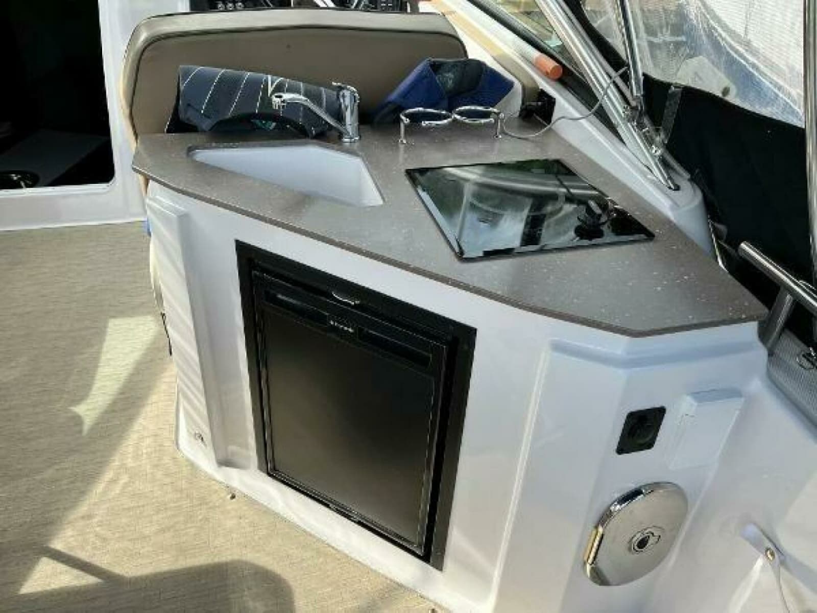 2016 Four Winns V255 - Photo 33