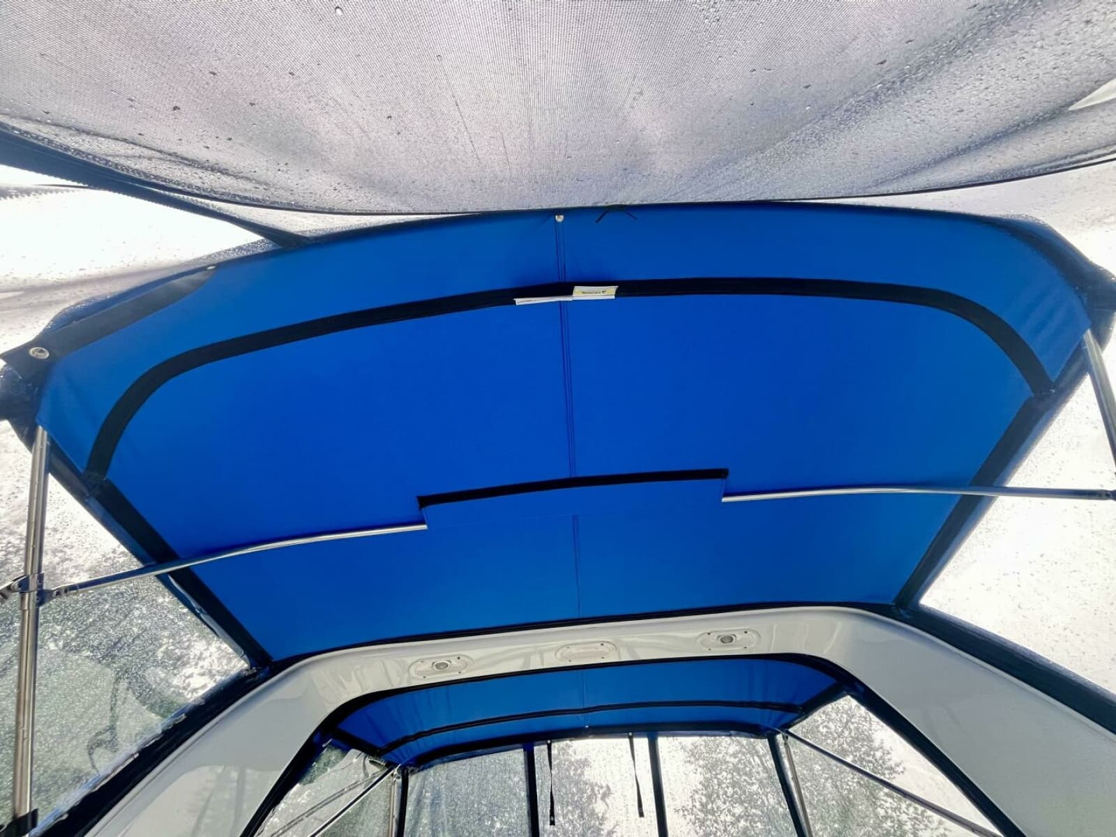 2009 Rinker 260 Express - Photo 11