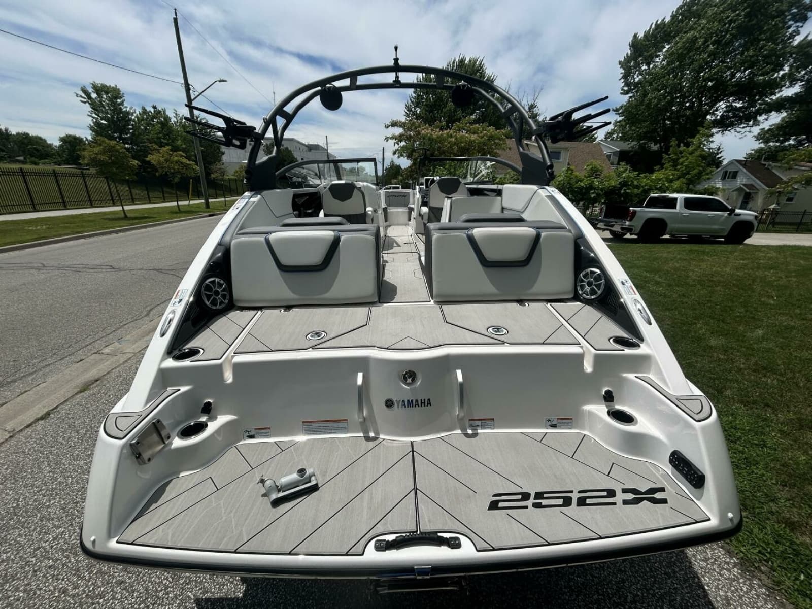 2021 Yamaha Boats 252 XE (Wake Edition) - Photo 14