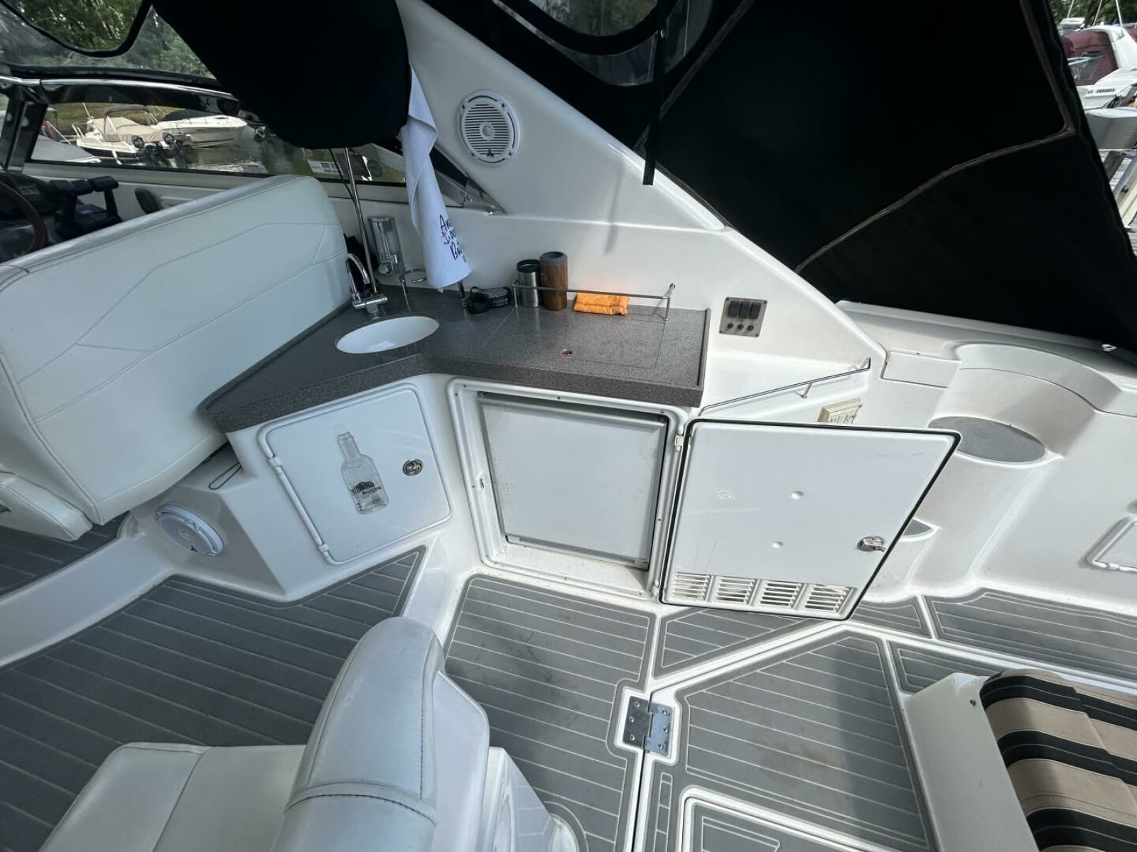2007 Regal 3760 Commodore - Photo 32