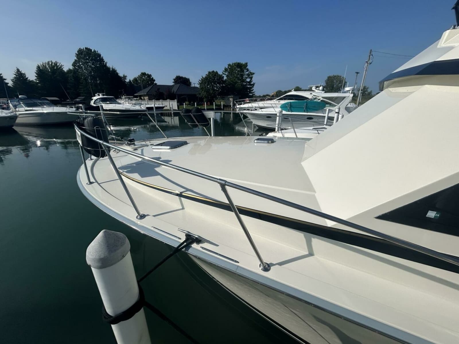 1986 Viking Boats 35 Convertible - Photo 10
