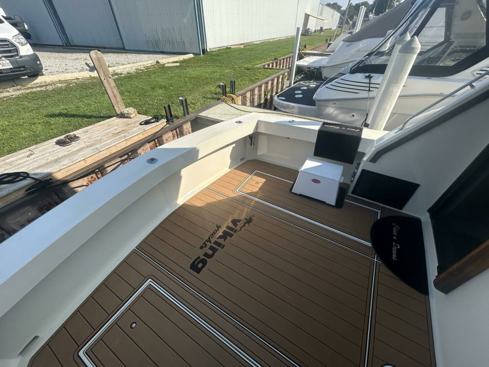 1986 Viking Boats 35 Convertible - Photo 34