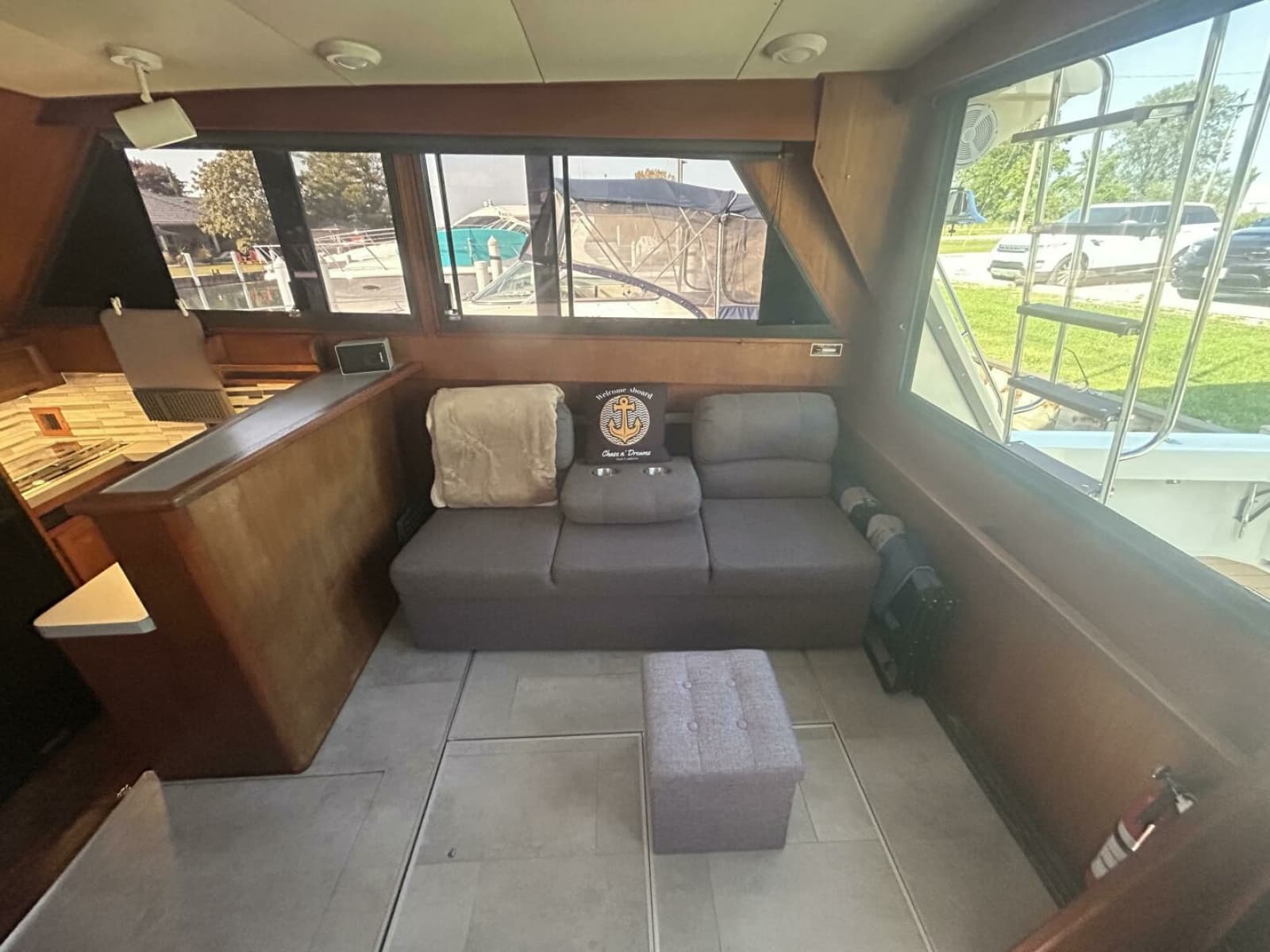 1986 Viking Boats 35 Convertible - Photo 36