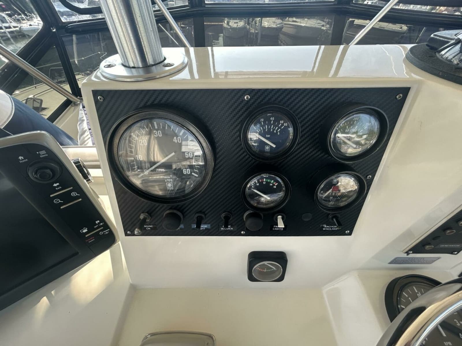 1986 Viking Boats 35 Convertible - Photo 28