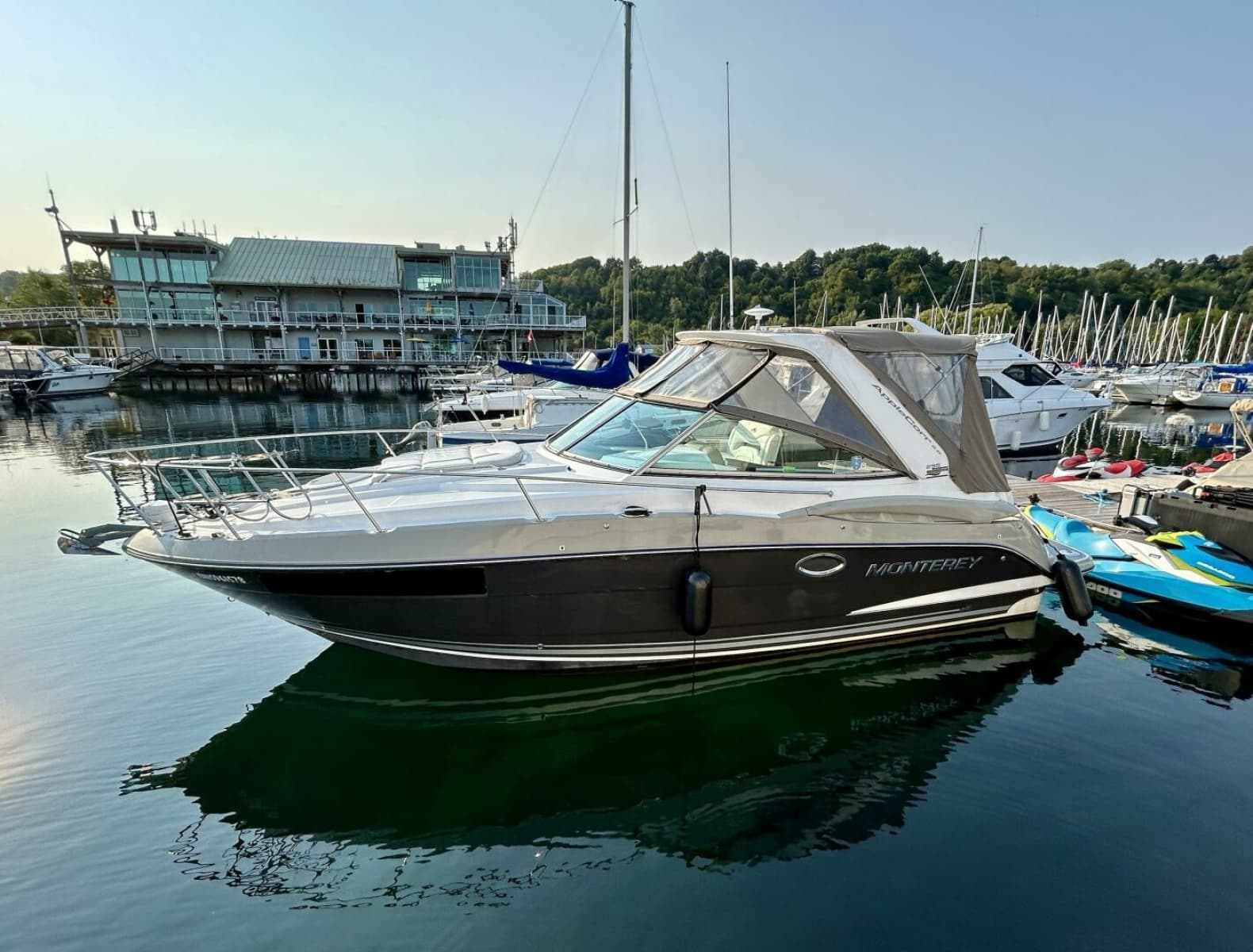 2018 Monterey 295 Sport Yacht - Photo 1