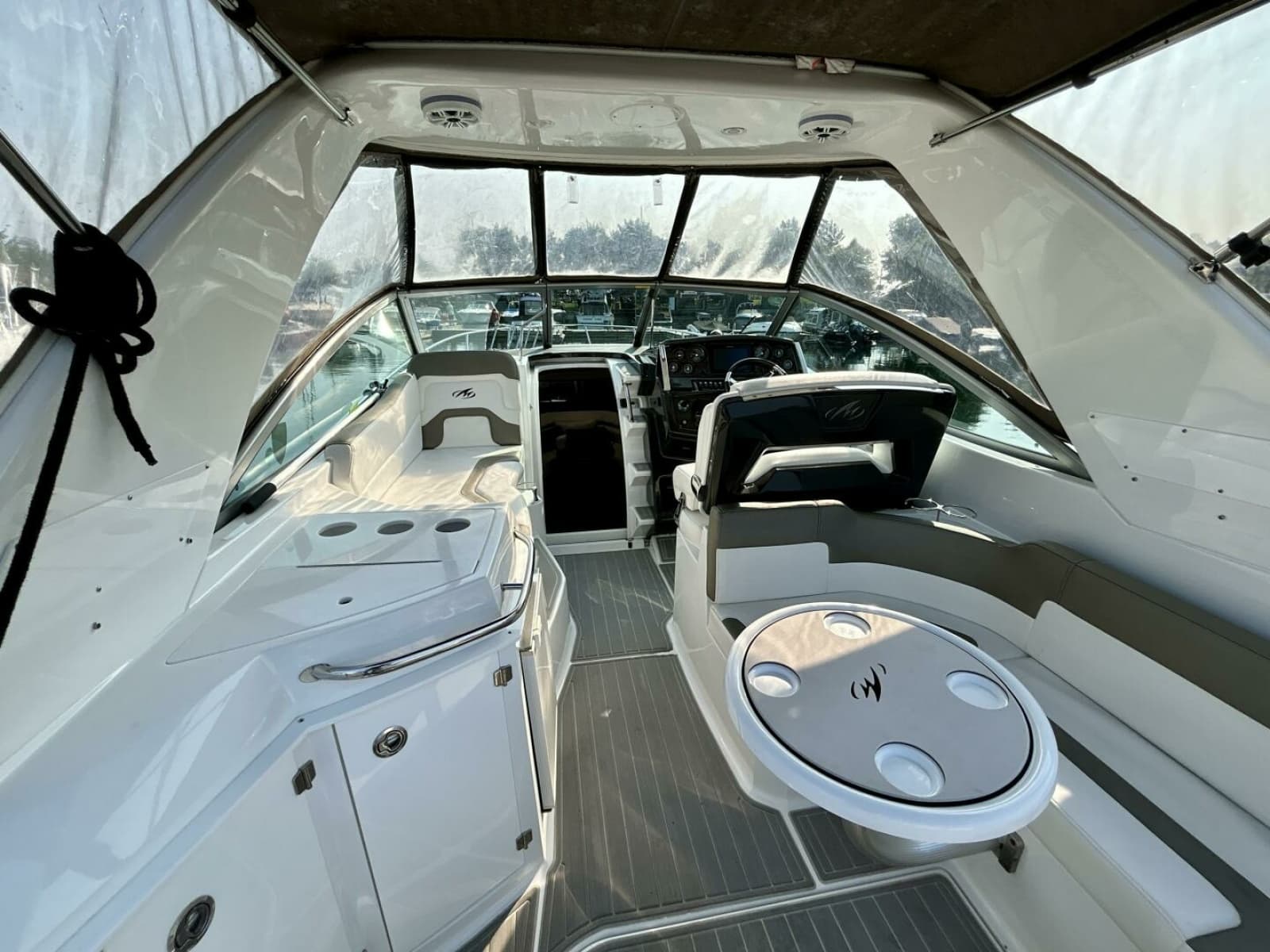2018 Monterey 295 Sport Yacht - Photo 21