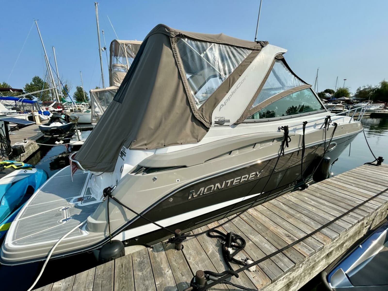 2018 Monterey 295 Sport Yacht - Photo 9