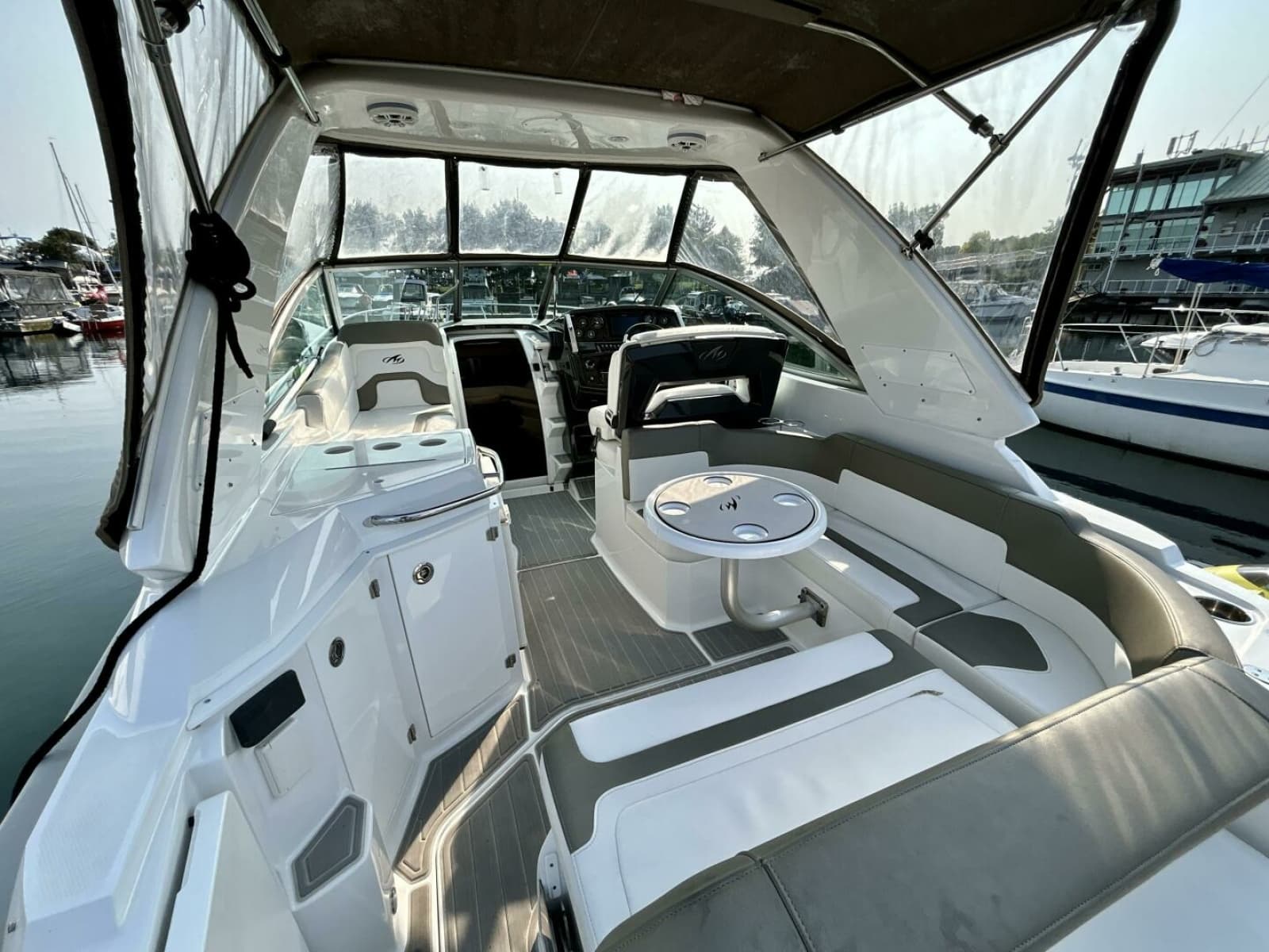 2018 Monterey 295 Sport Yacht - Photo 20