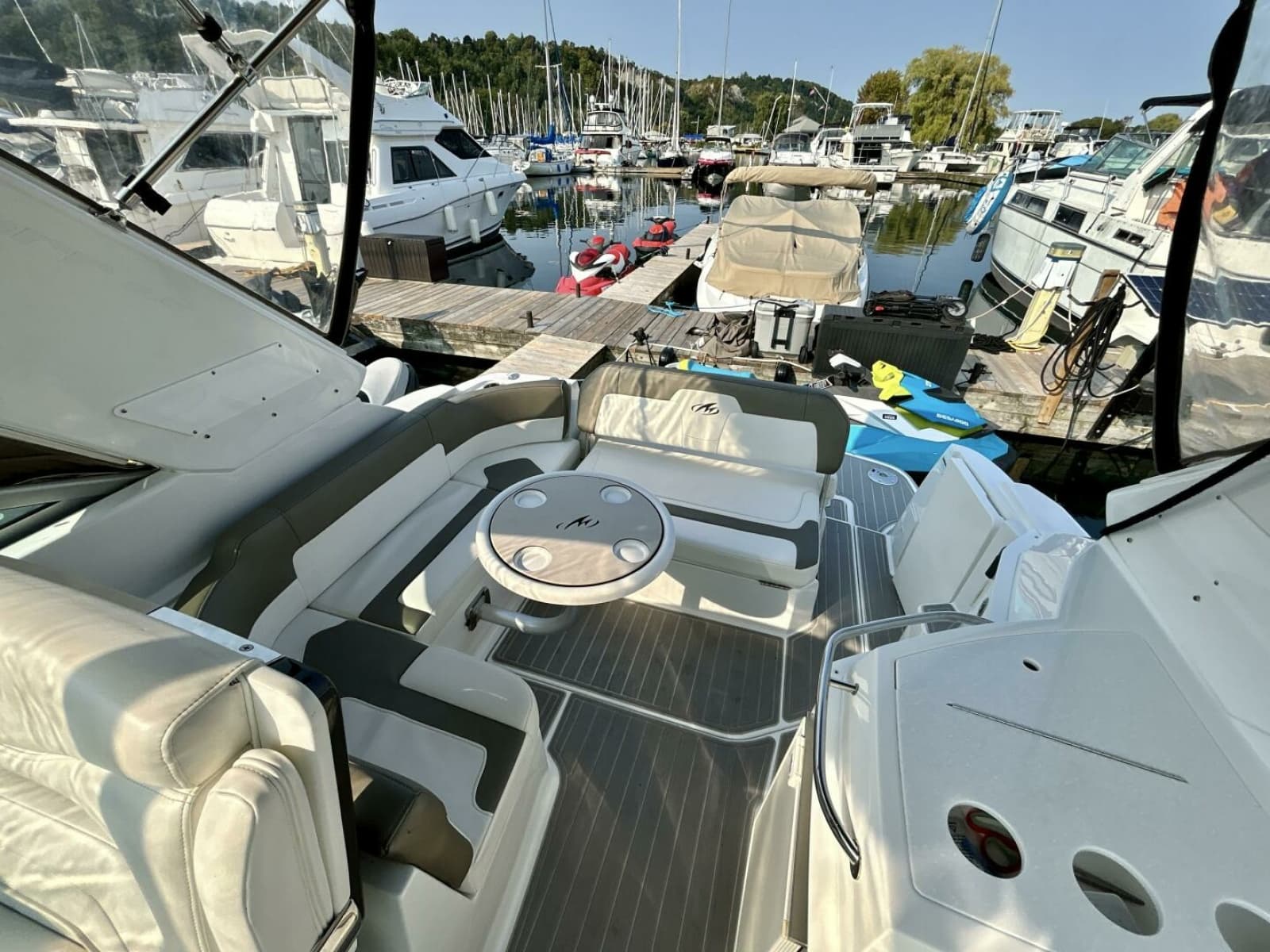 2018 Monterey 295 Sport Yacht - Photo 35
