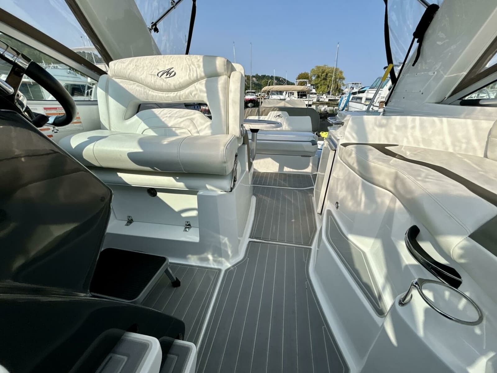 2018 Monterey 295 Sport Yacht - Photo 46