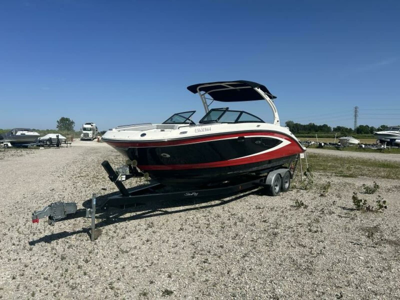2016 Sea Ray 270 Sundeck - Photo 3