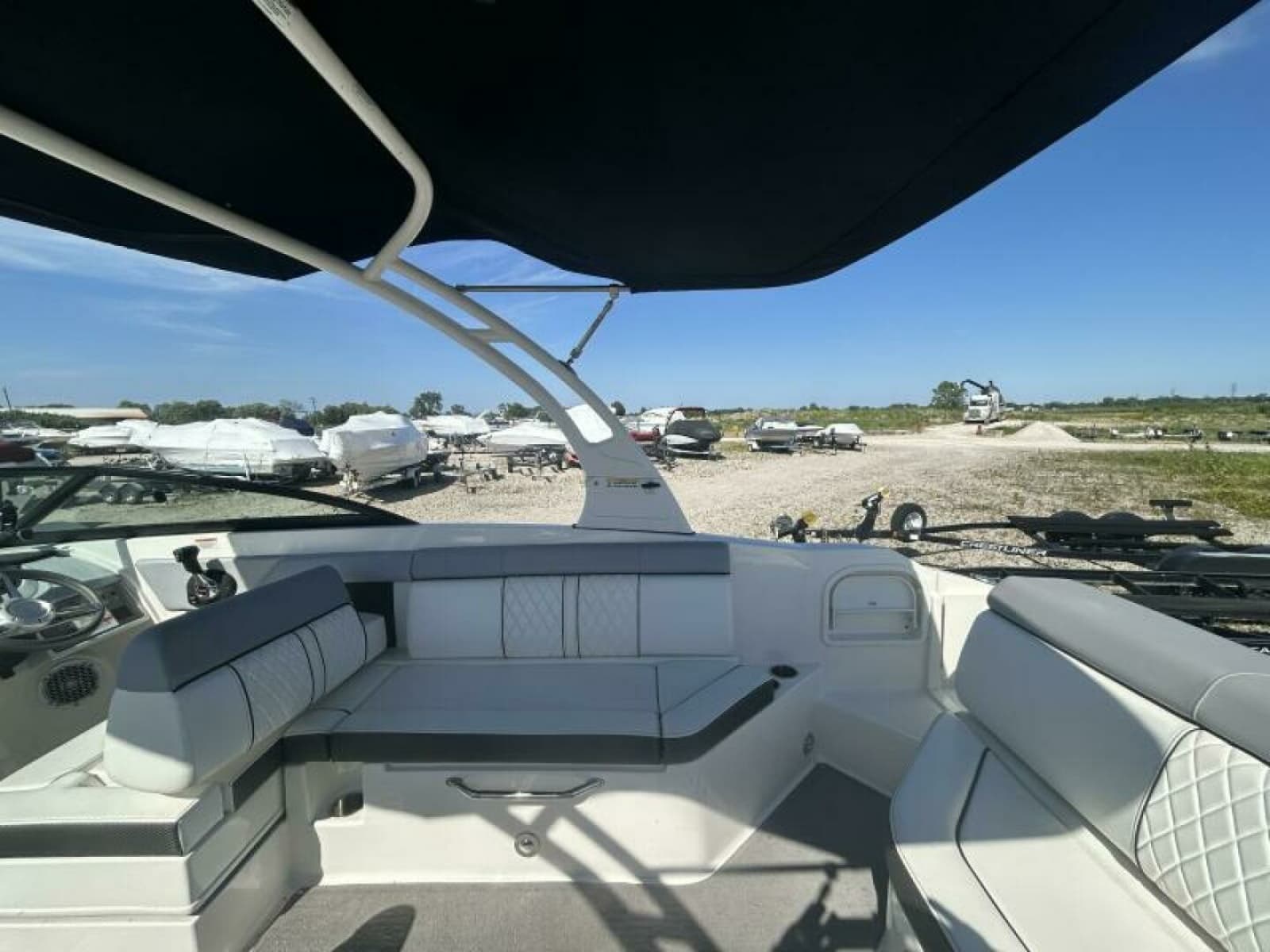 2016 Sea Ray 270 Sundeck - Photo 29