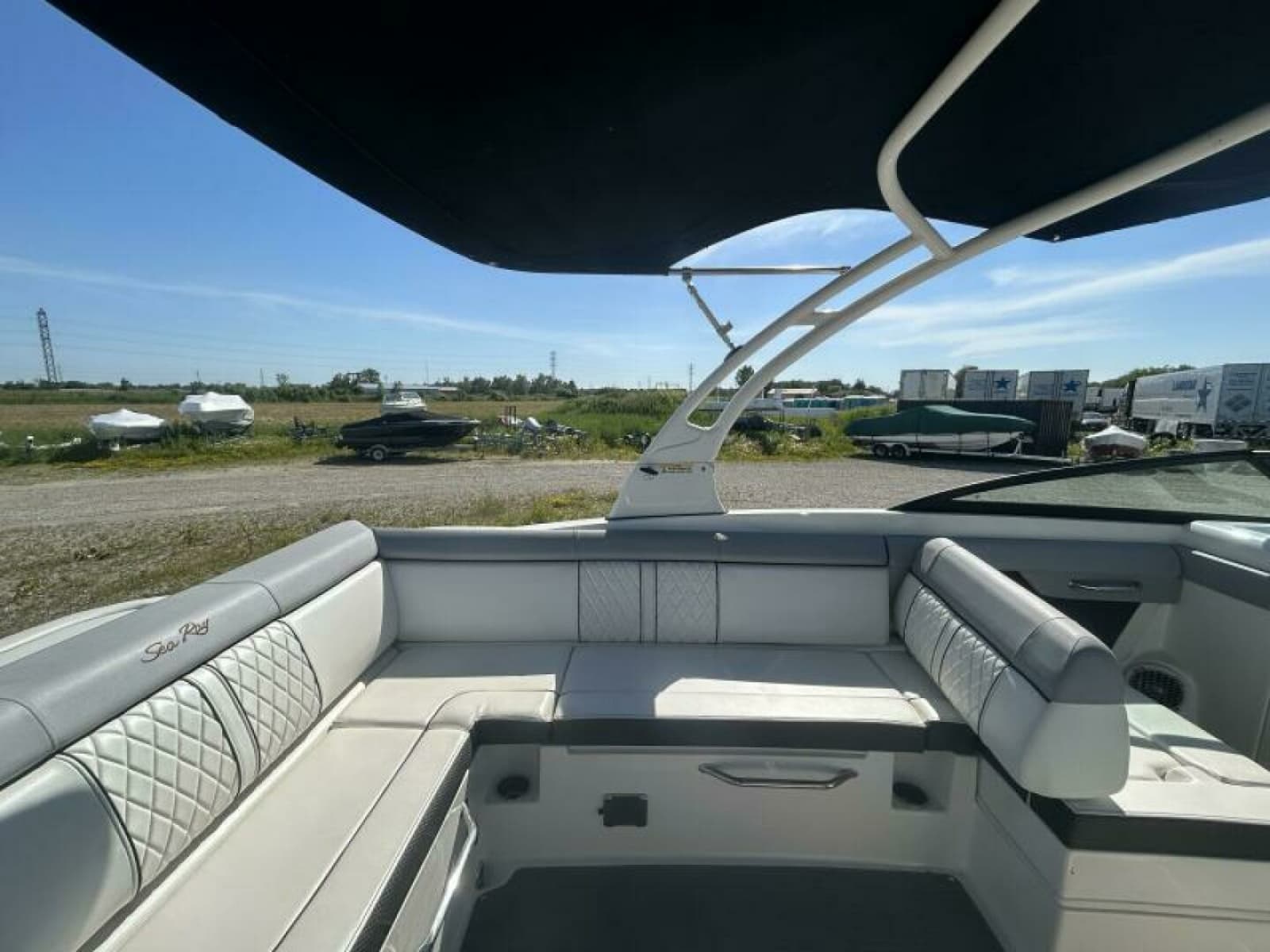 2016 Sea Ray 270 Sundeck - Photo 31