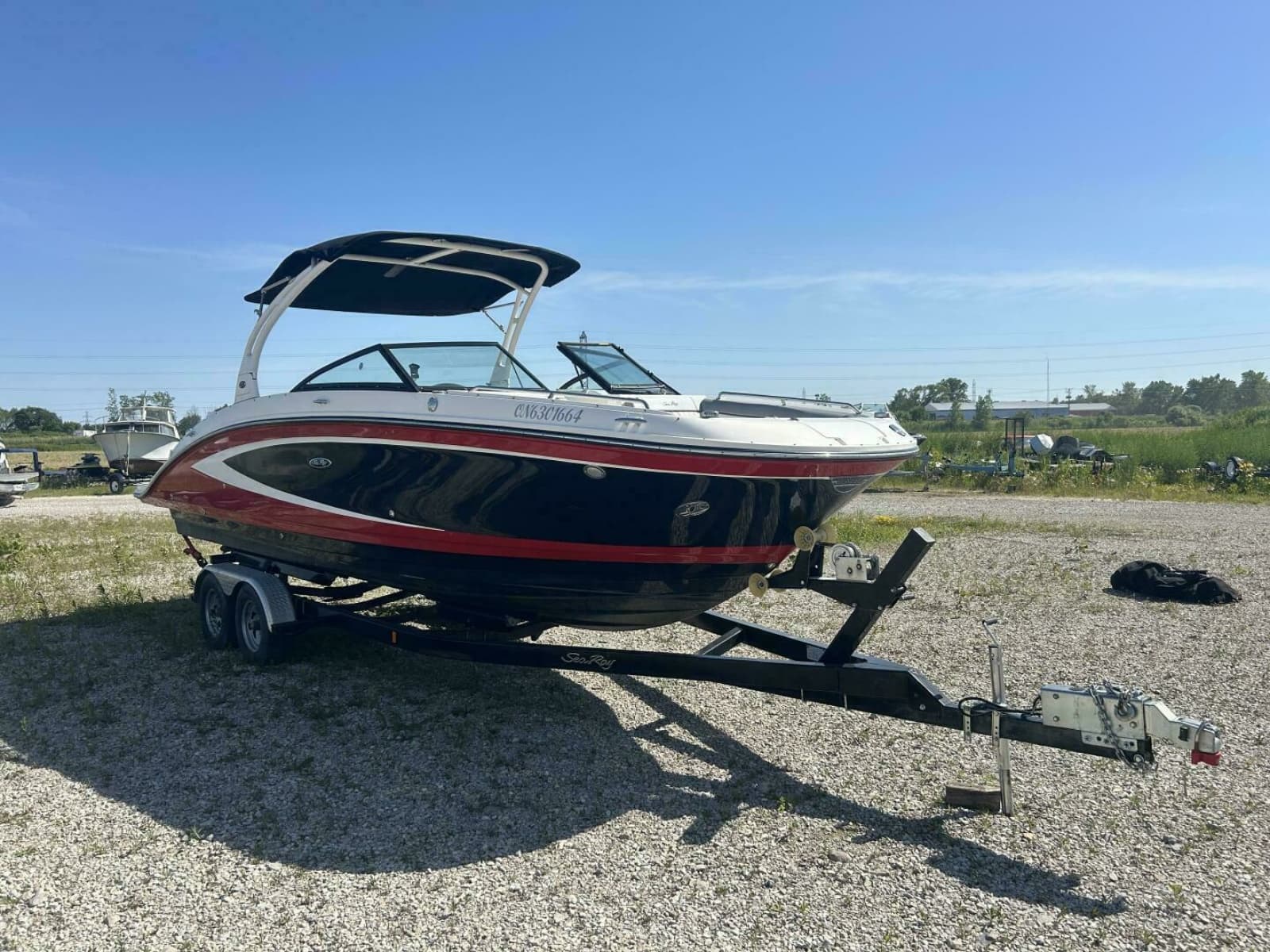 2016 Sea Ray 270 Sundeck - Photo 8