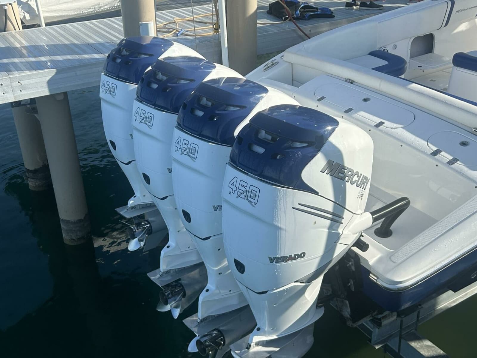 2016 Midnight Express 37 Open - Photo 14