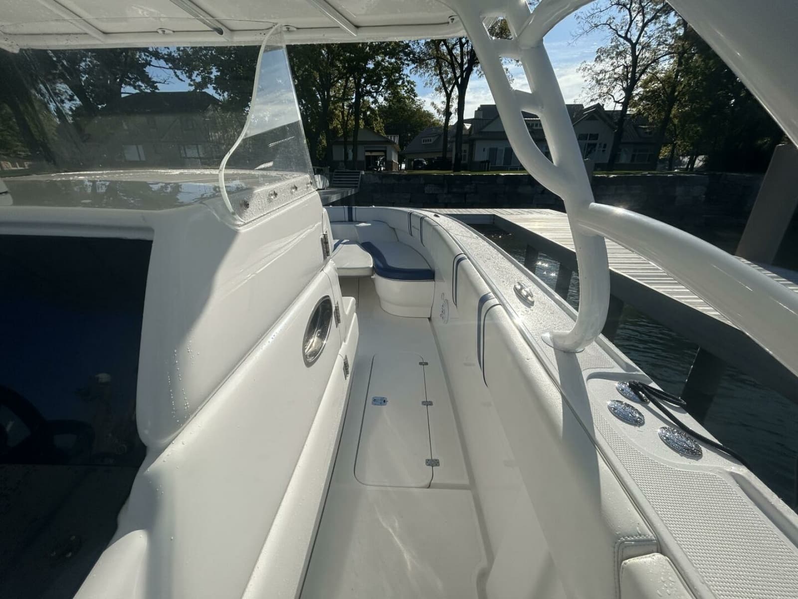 2016 Midnight Express 37 Open - Photo 36