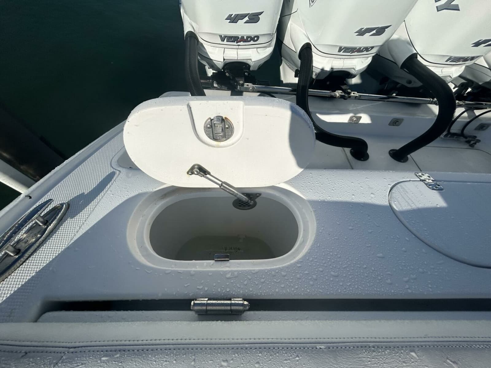 2016 Midnight Express 37 Open - Photo 62