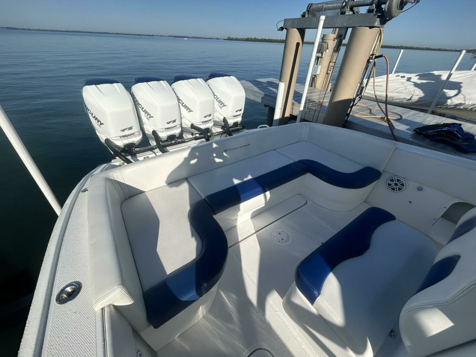 2016 Midnight Express 37 Open - Photo 18