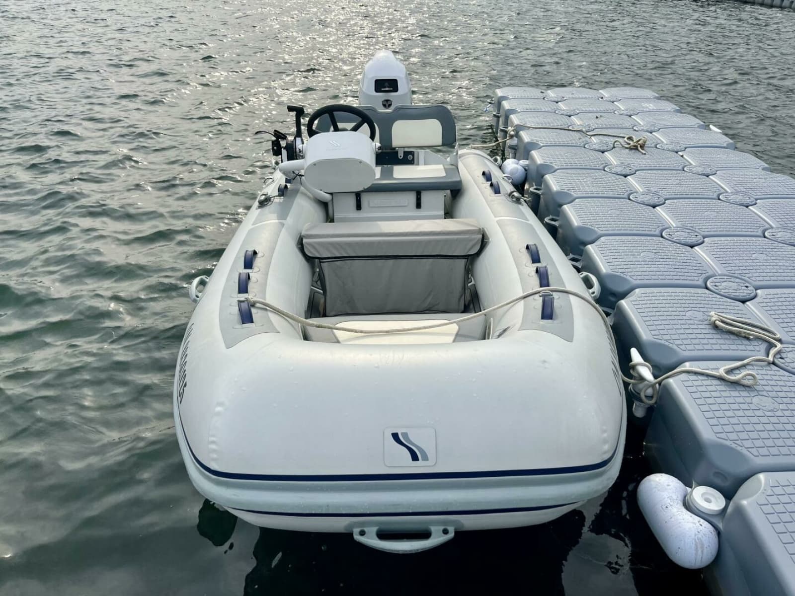 2005 Cruisers Yachts 405 Express Motor Yacht - Photo 63
